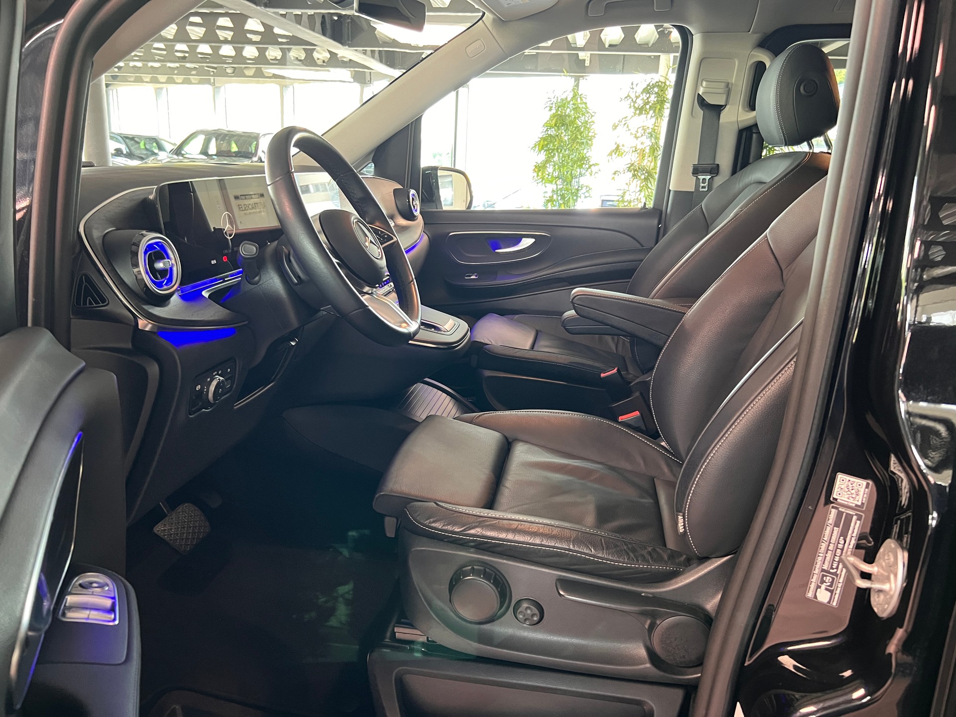 MERCEDES-BENZ V 250 d lang Avantgarde 4Matic G-Tronic-image-8