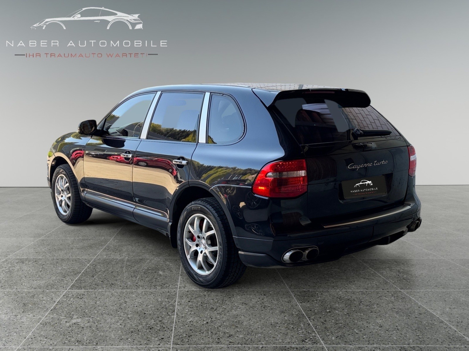 PORSCHE Cayenne Turbo-image-2
