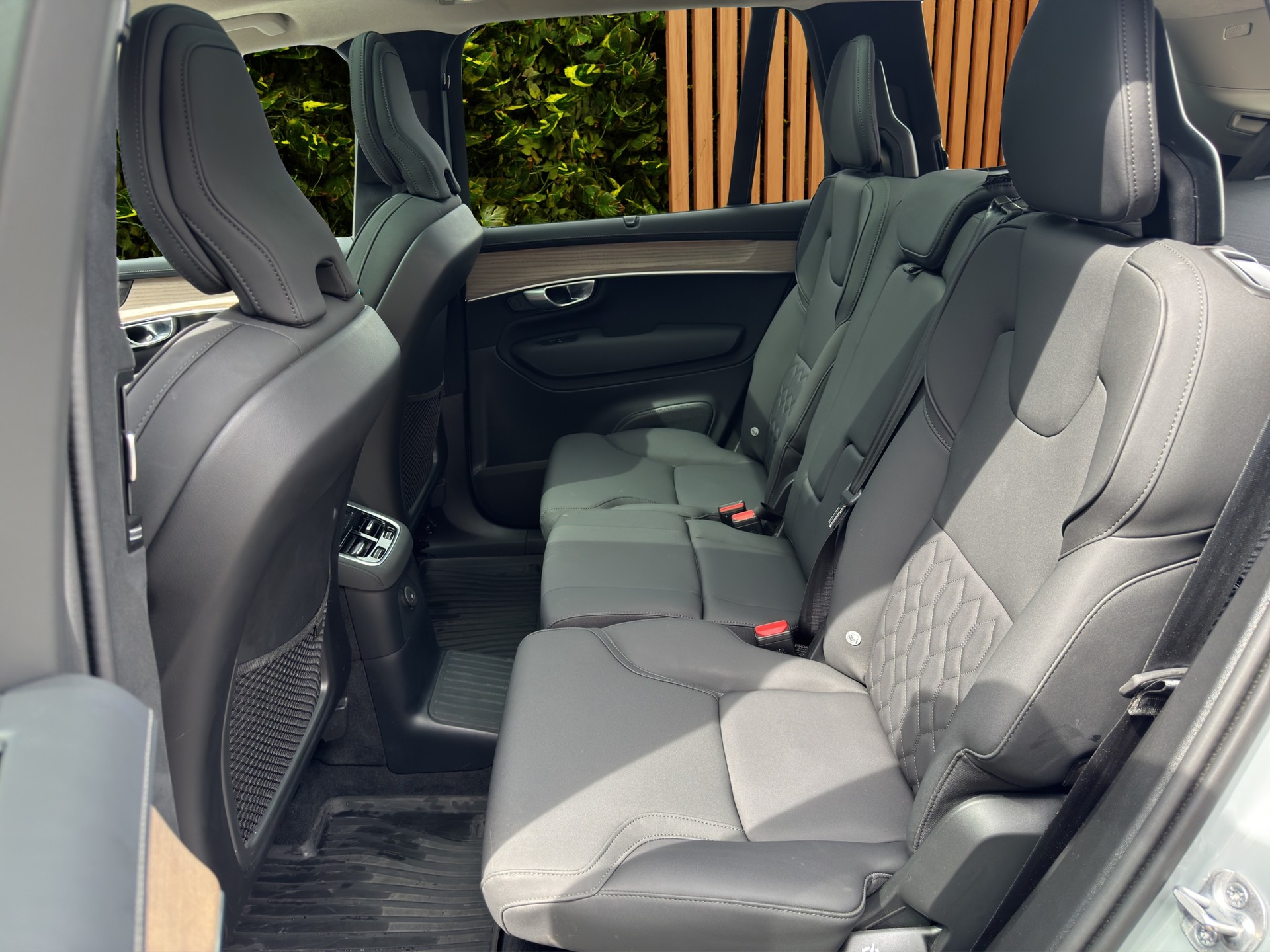 VOLVO XC90 2.0 T8 TE Ultra Bright eAWD-image-14