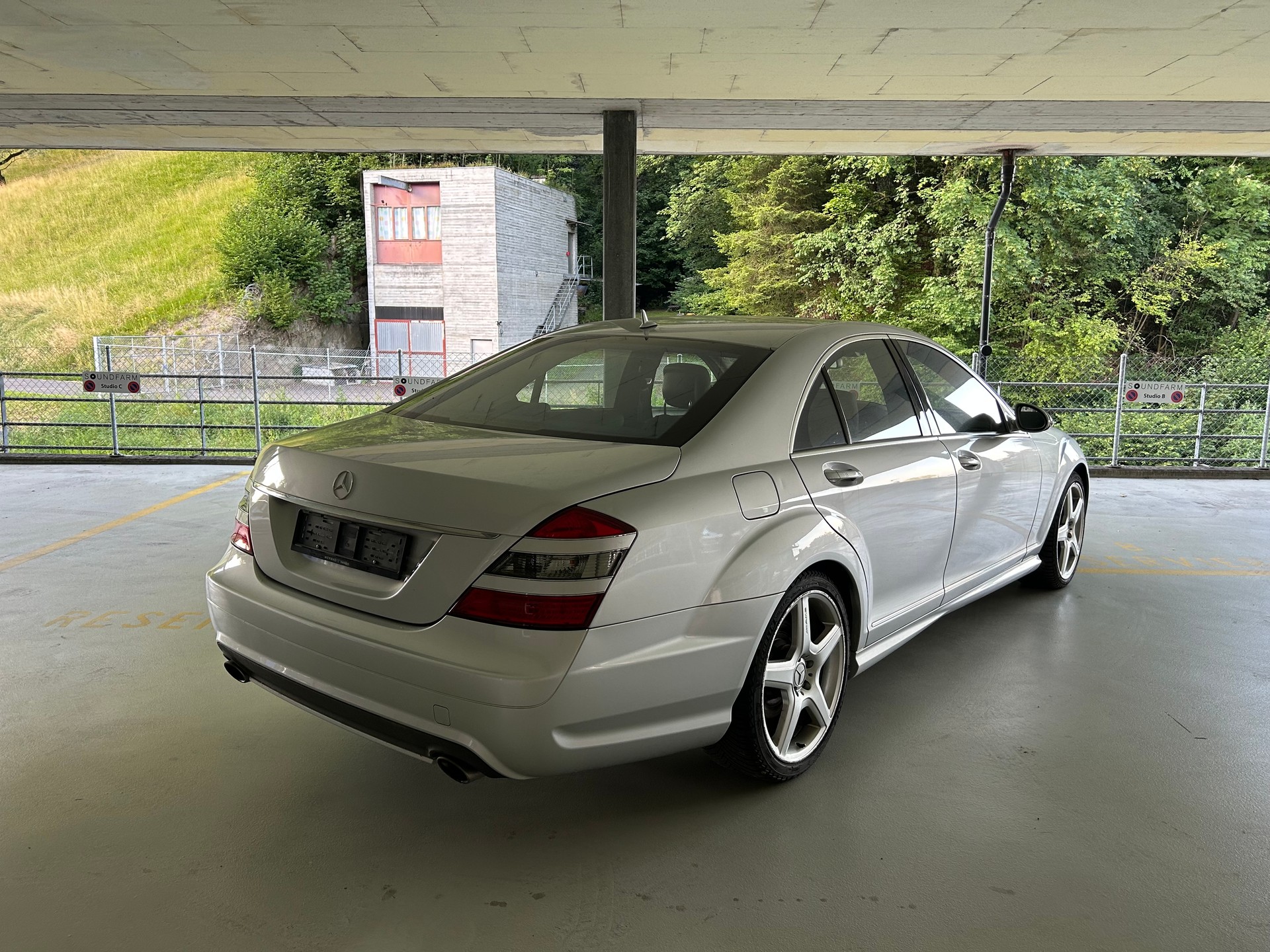 MERCEDES-BENZ S 500 V8 4matic-image-2