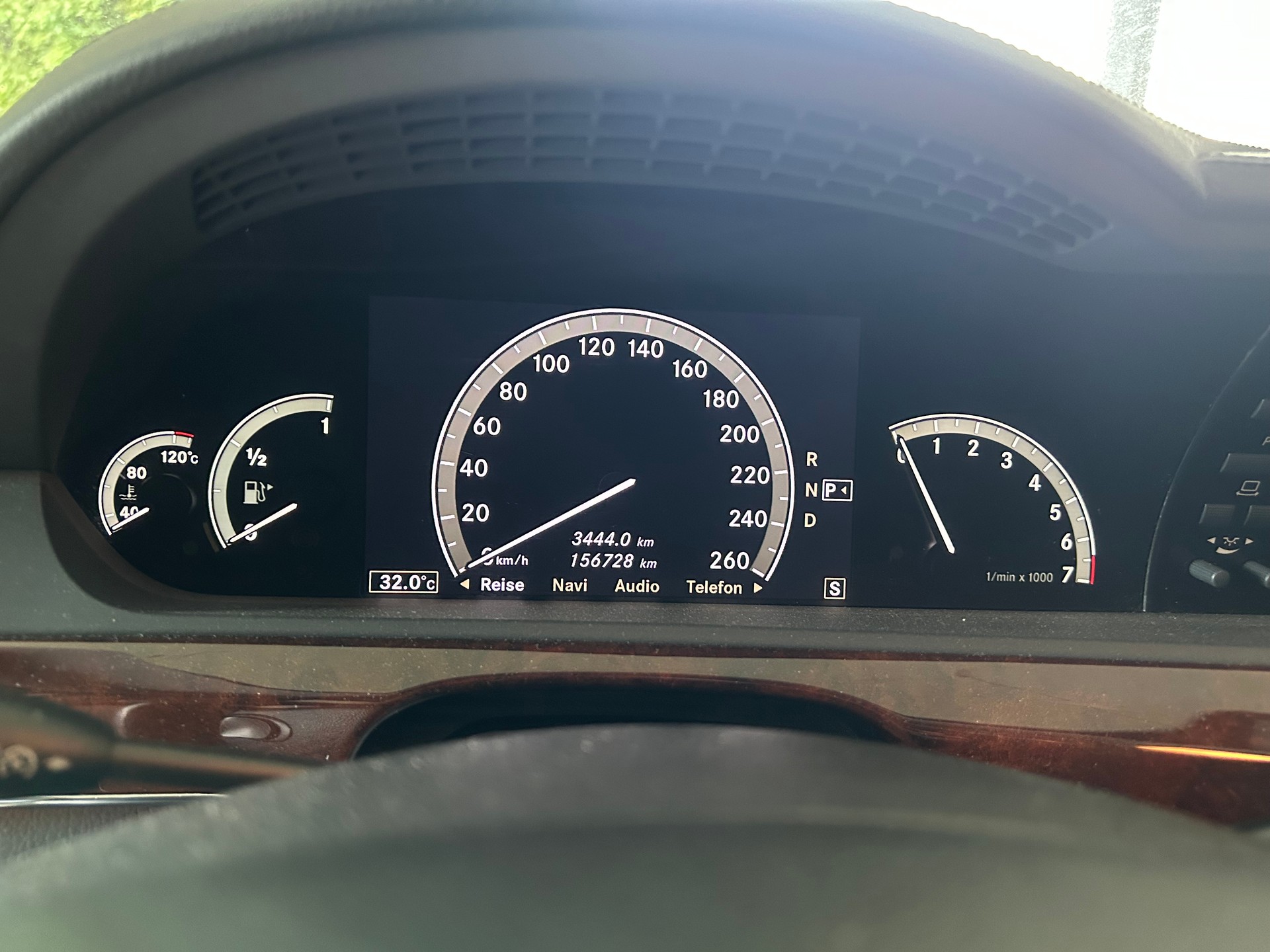 MERCEDES-BENZ S 500 V8 4matic-image-5