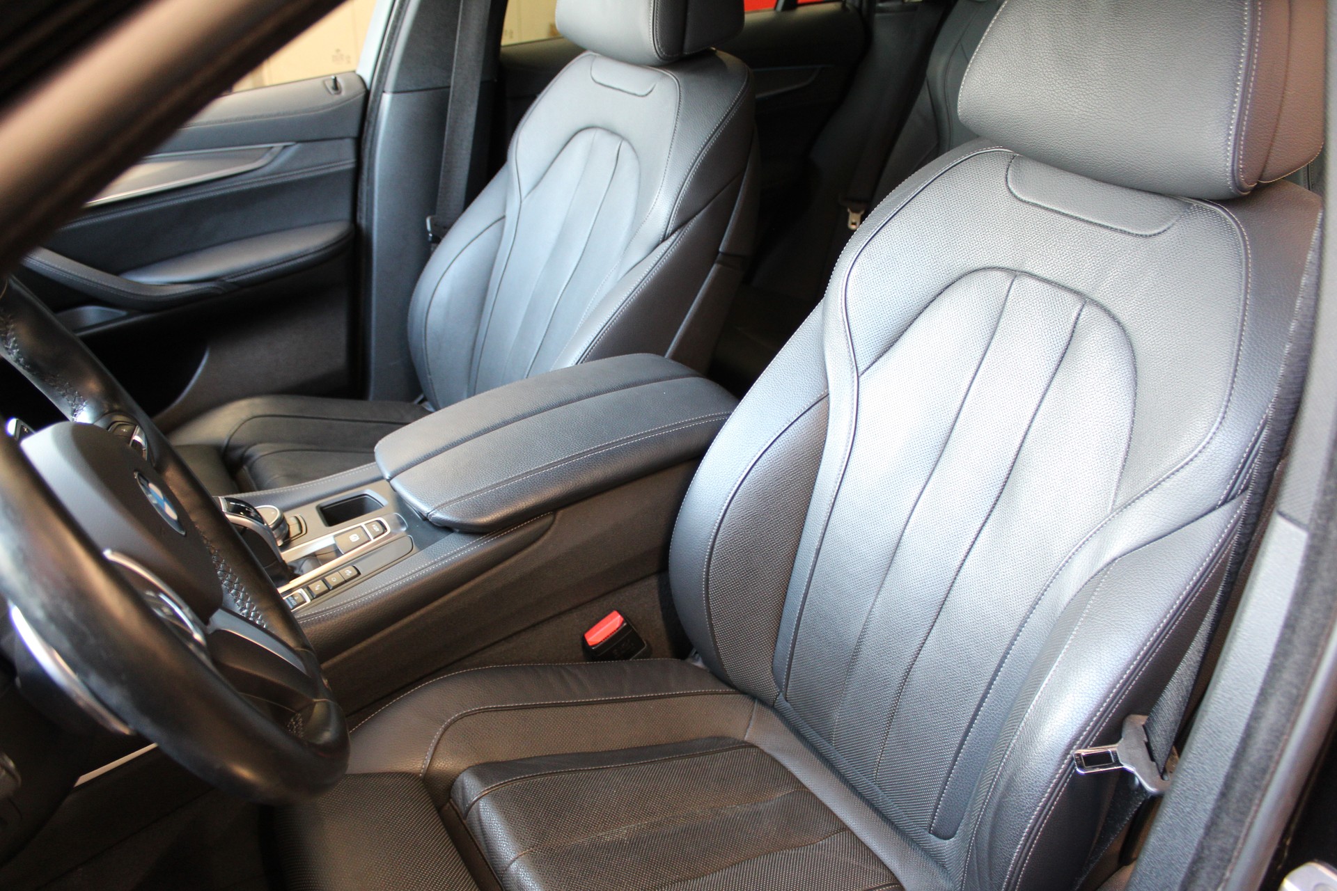 BMW X6 xDrive 30d M Sportpaket-image-11