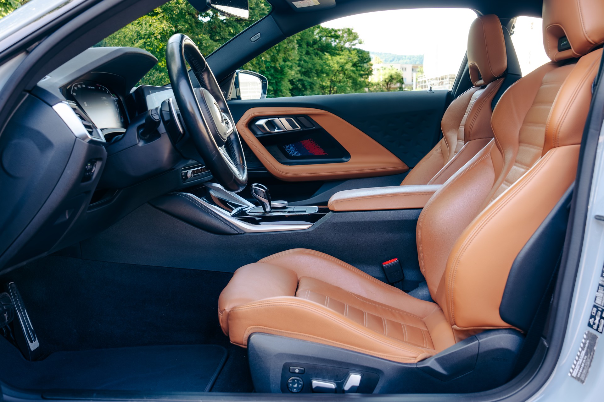 BMW M240i xDrive M Sport Pro Steptronic-image-7