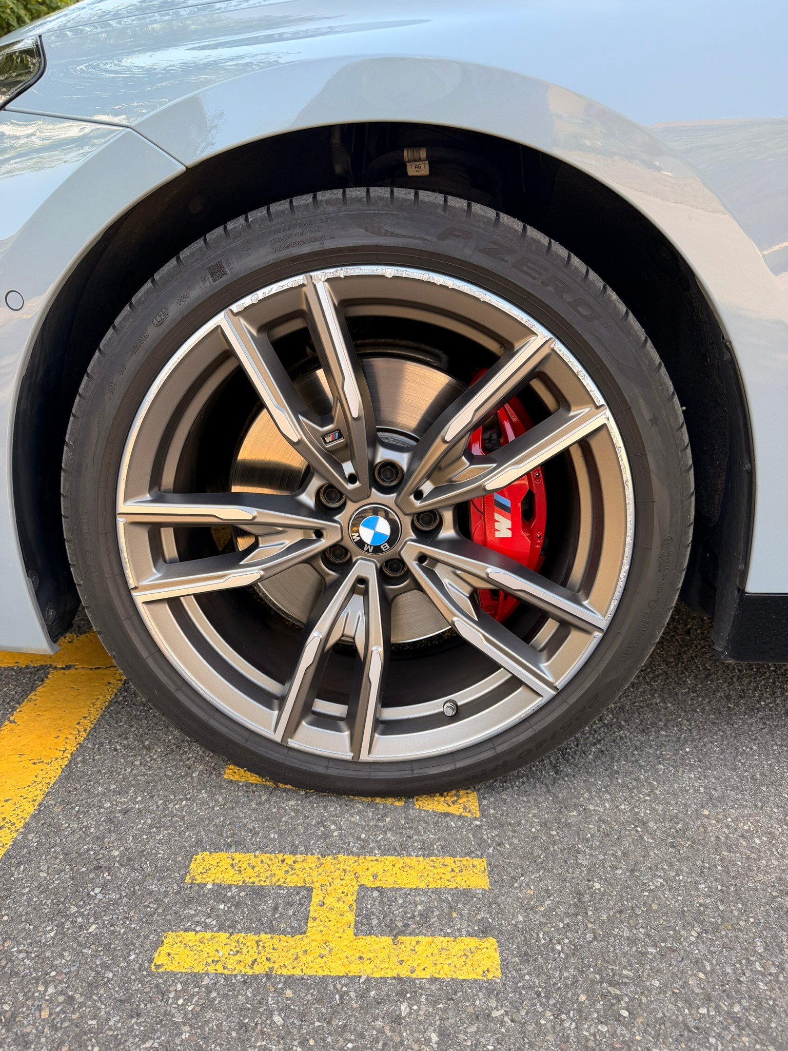 BMW M240i xDrive M Sport Pro Steptronic-image-12