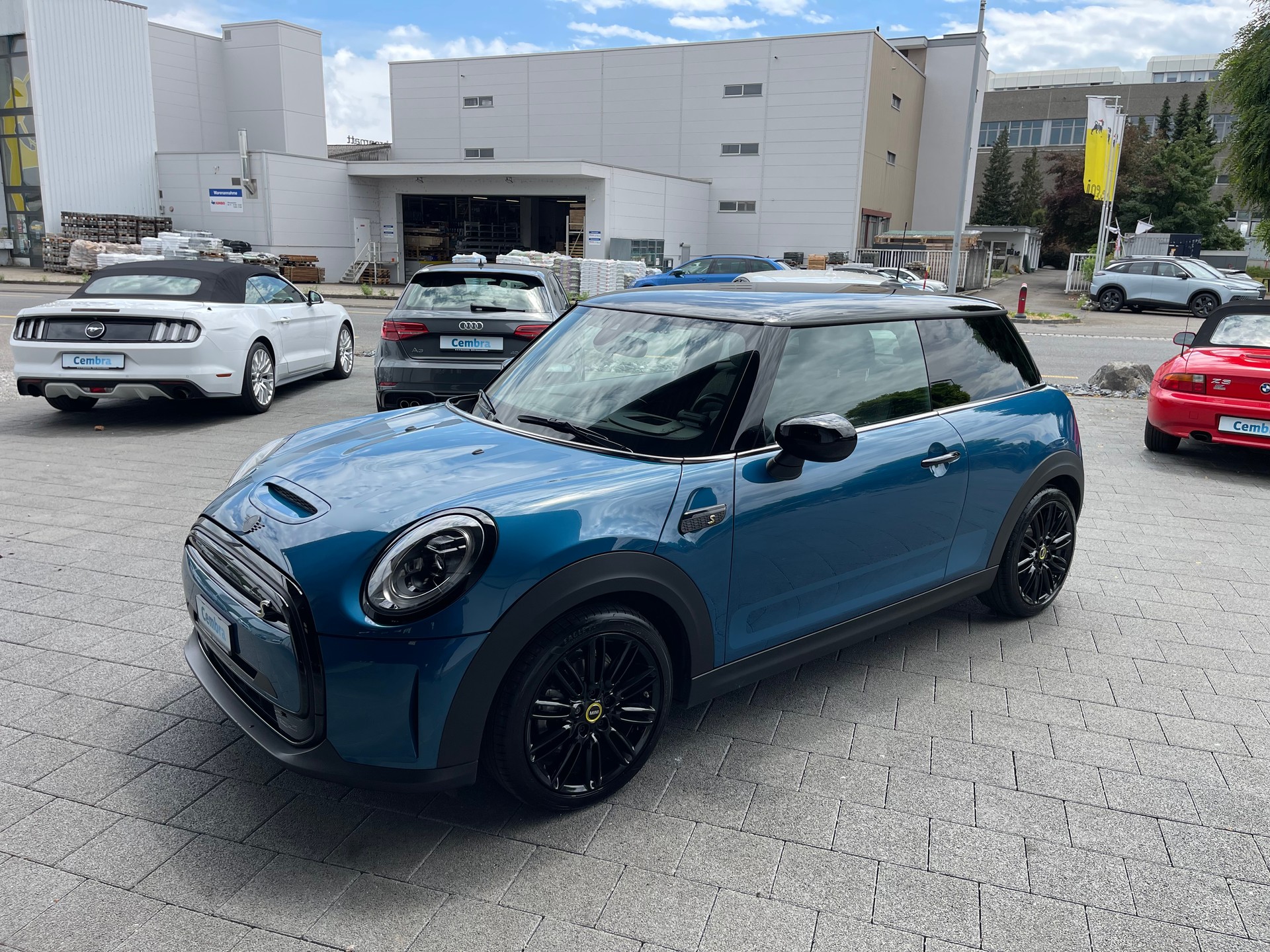 MINI Cooper S-image-1