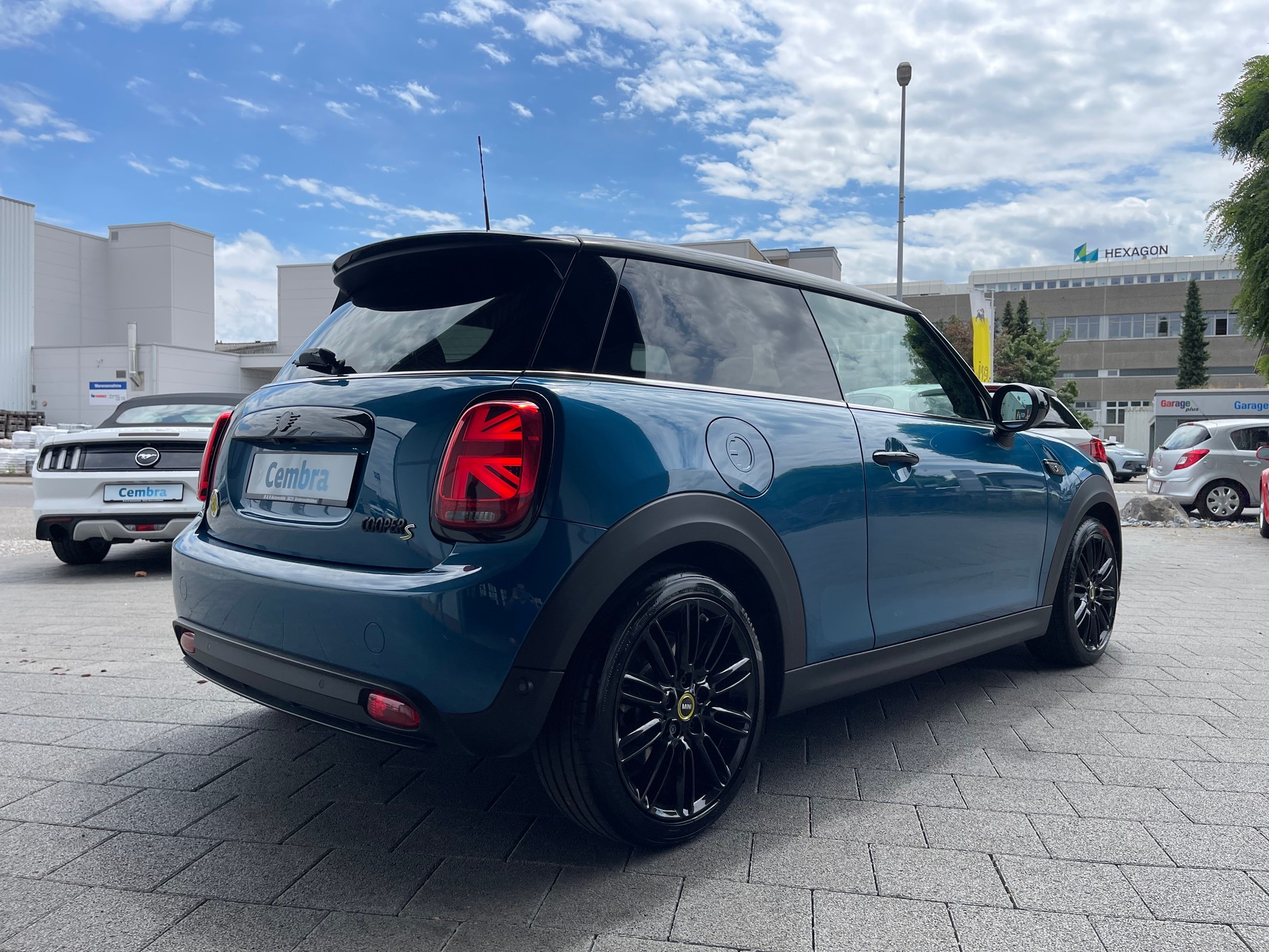 MINI Cooper S-image-6