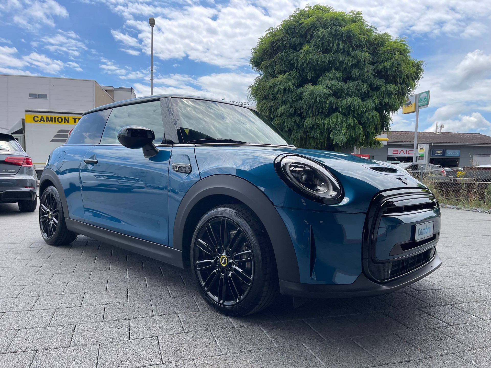 MINI Cooper S-image-2