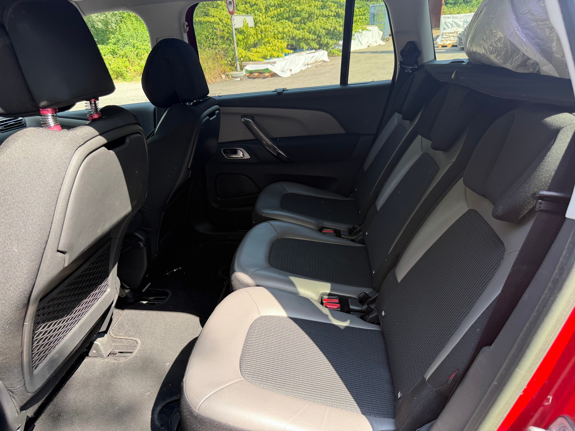 CITROEN Grand C4 Picasso 2.0 BlueHDi Exclusive Automatic-image-9