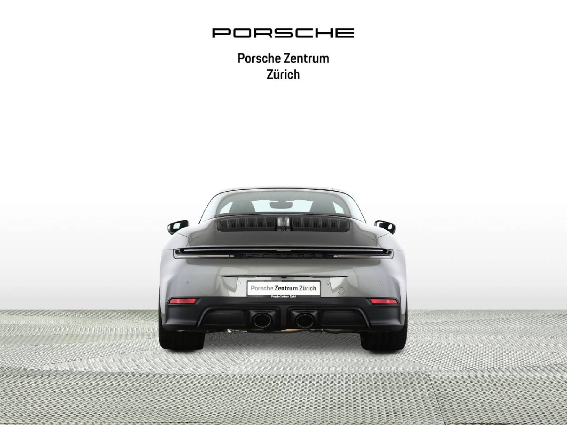PORSCHE 911 Targa 4 GTS-image-8