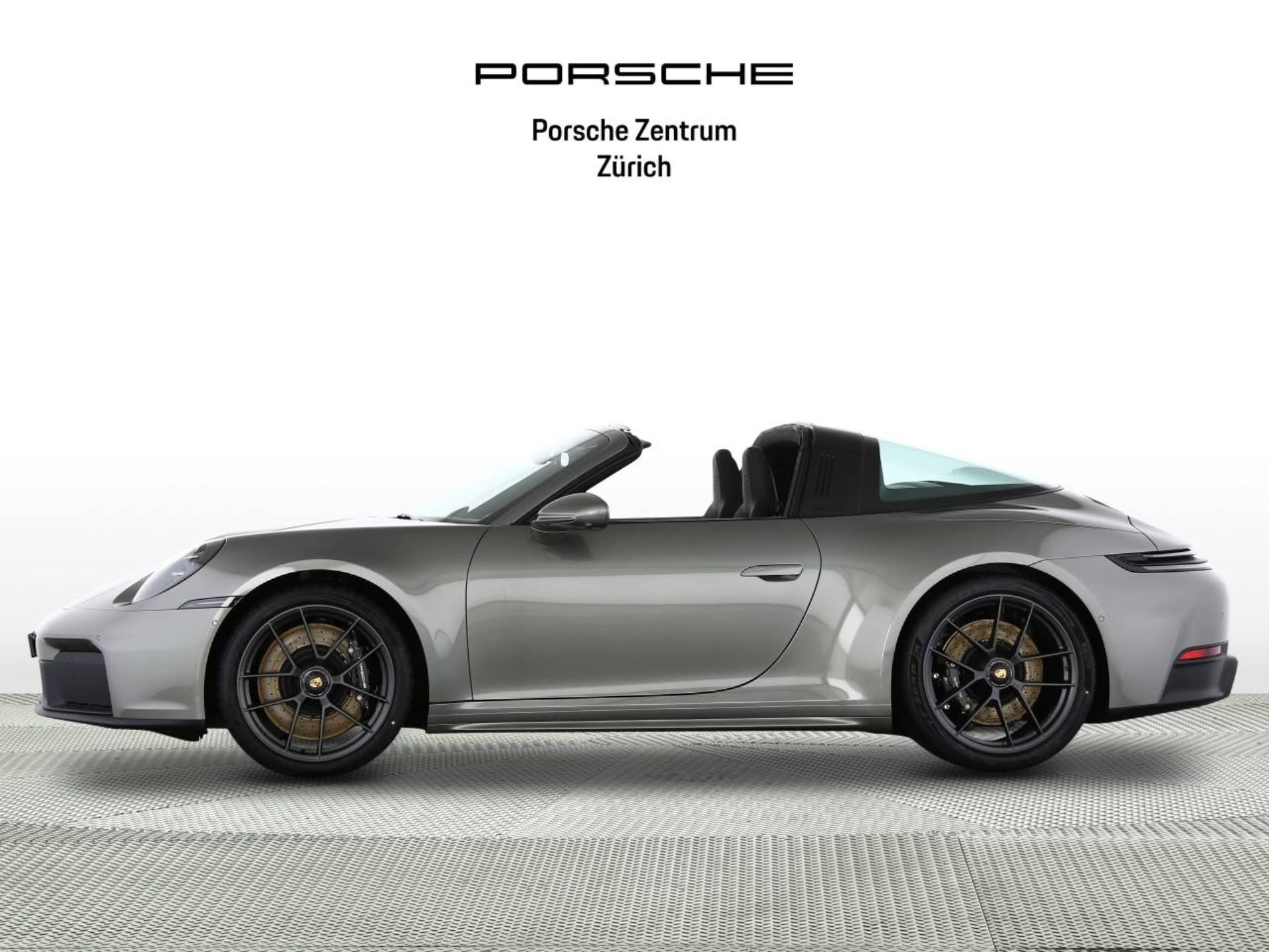 PORSCHE 911 Targa 4 GTS-image-2