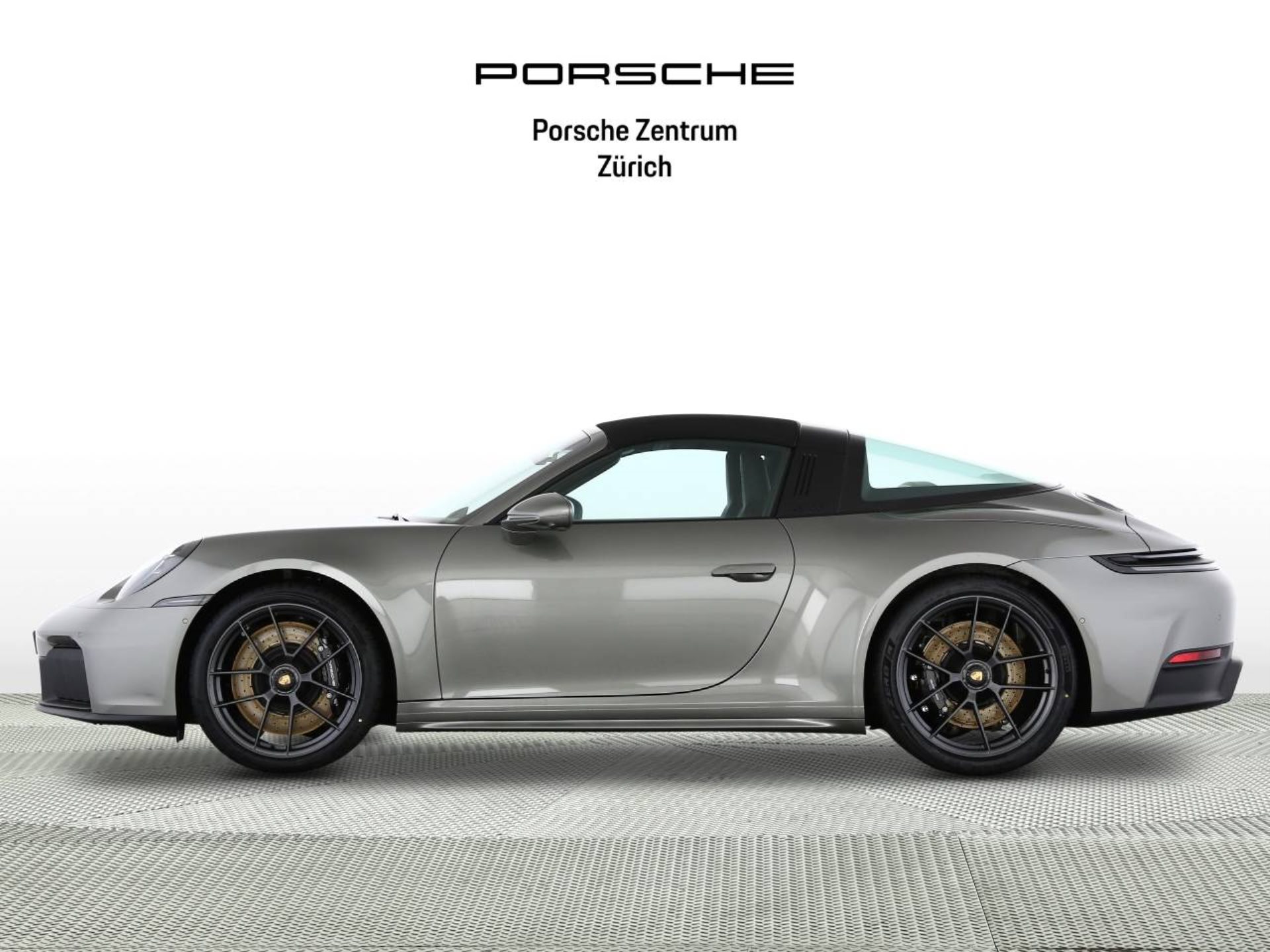 PORSCHE 911 Targa 4 GTS-image-1