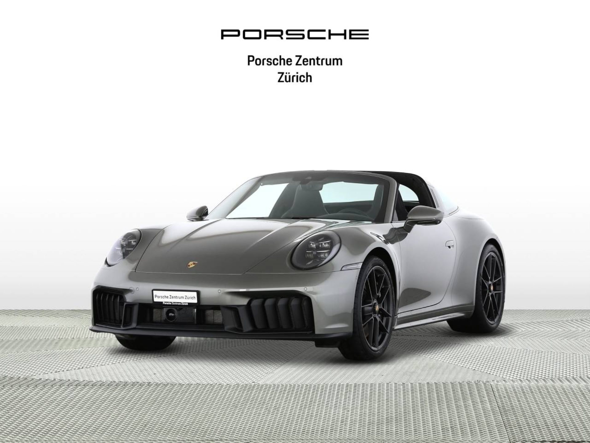 PORSCHE 911 Targa 4 GTS-image-0