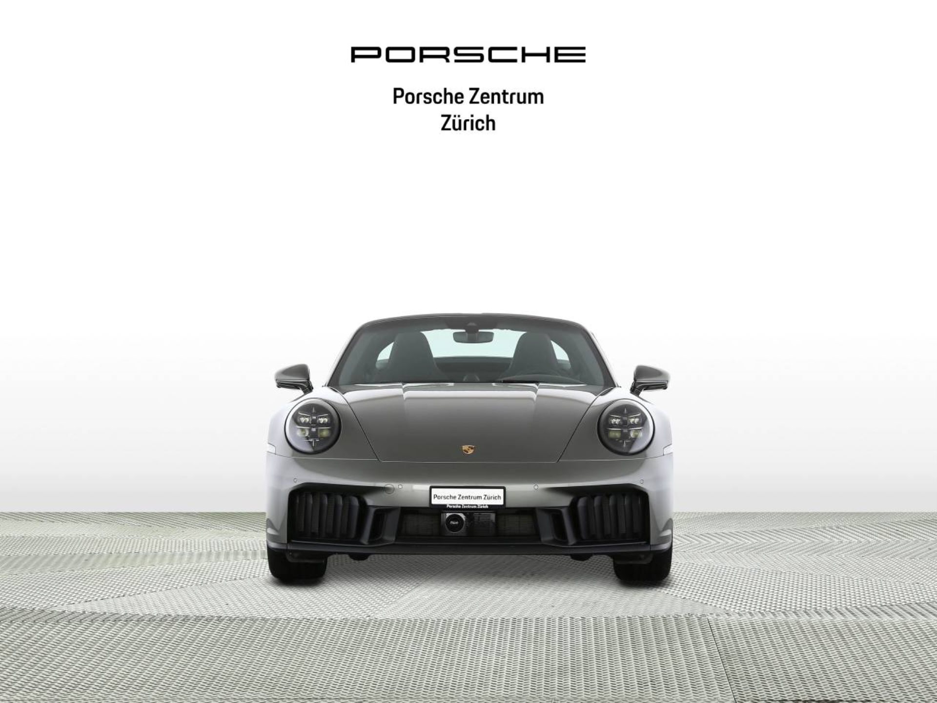 PORSCHE 911 Targa 4 GTS-image-7