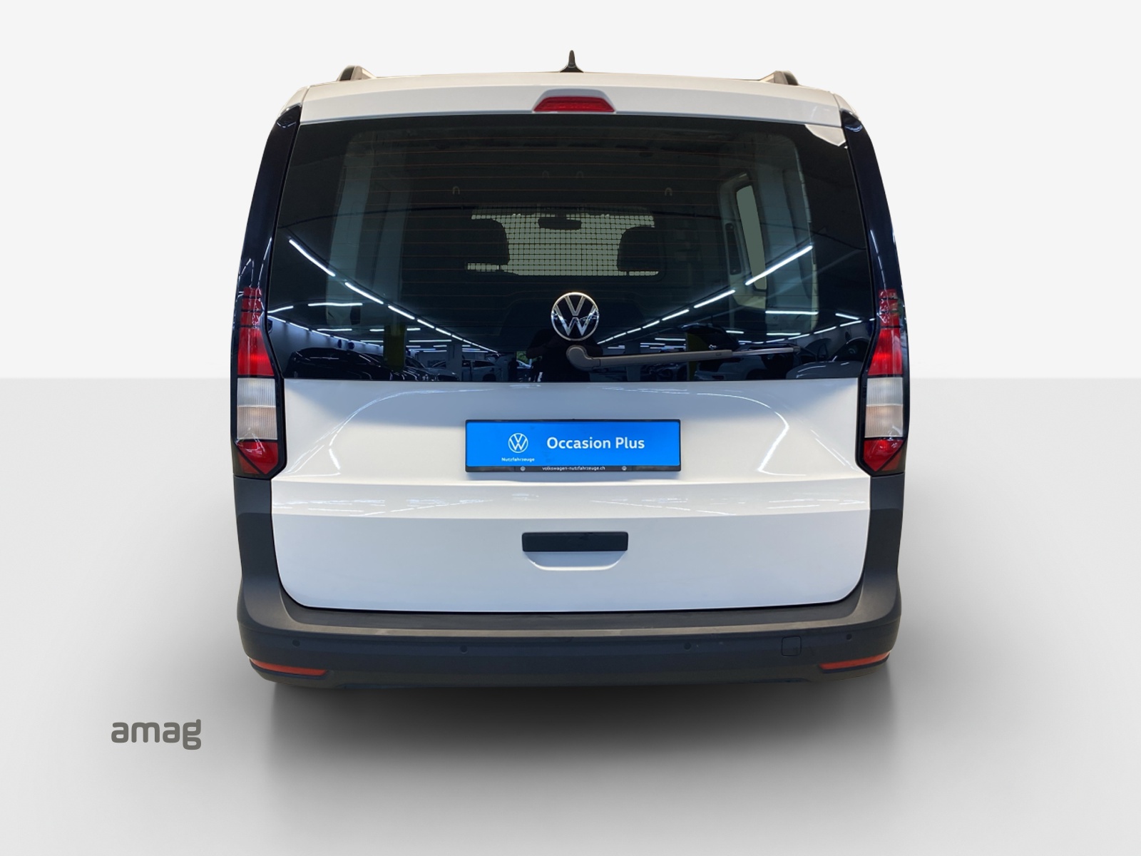VW Caddy Cargo 2.0TDI Maxi 4Motion-image-3