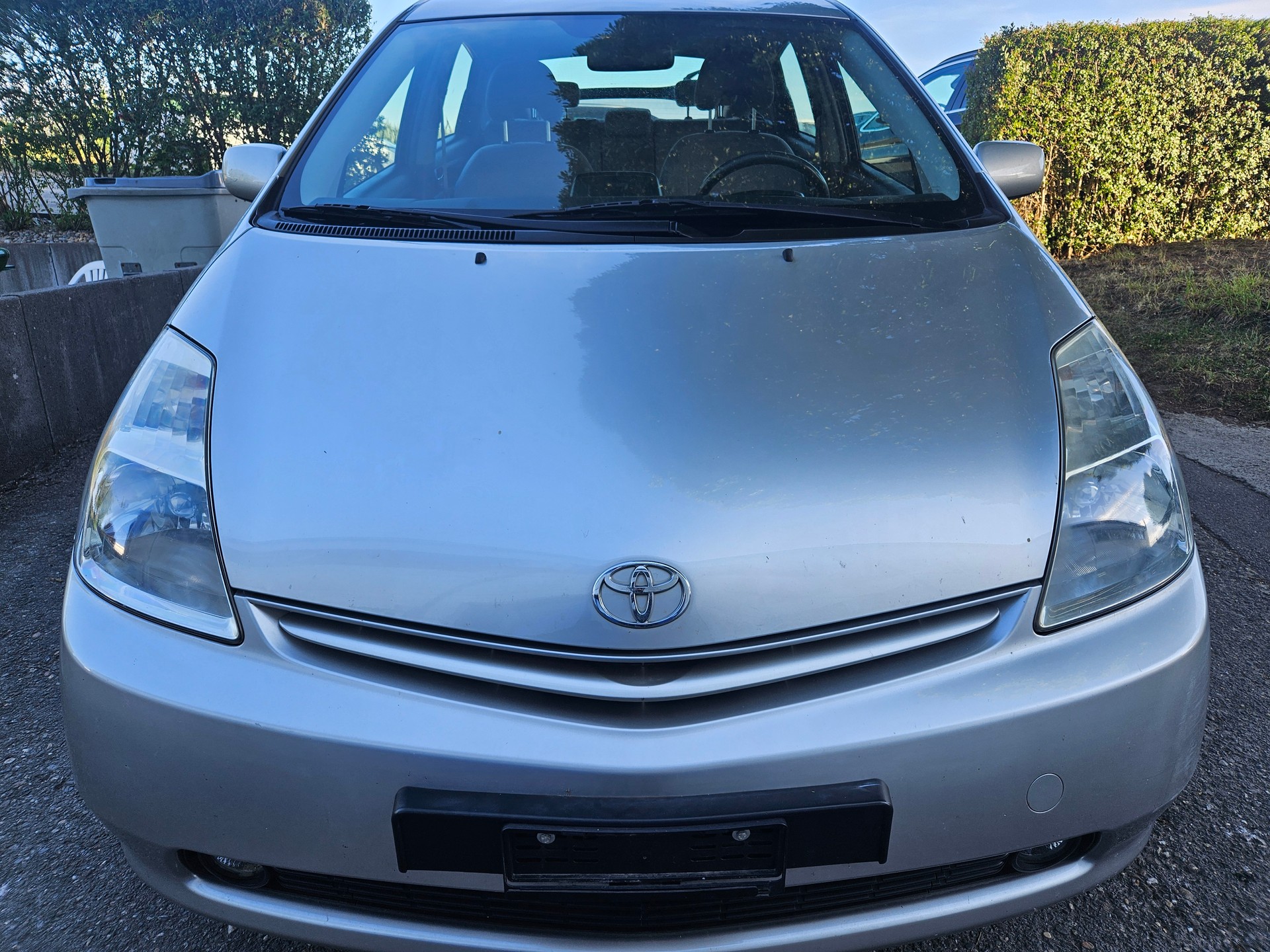 TOYOTA Prius 1.5 16V Hybrid-image-2