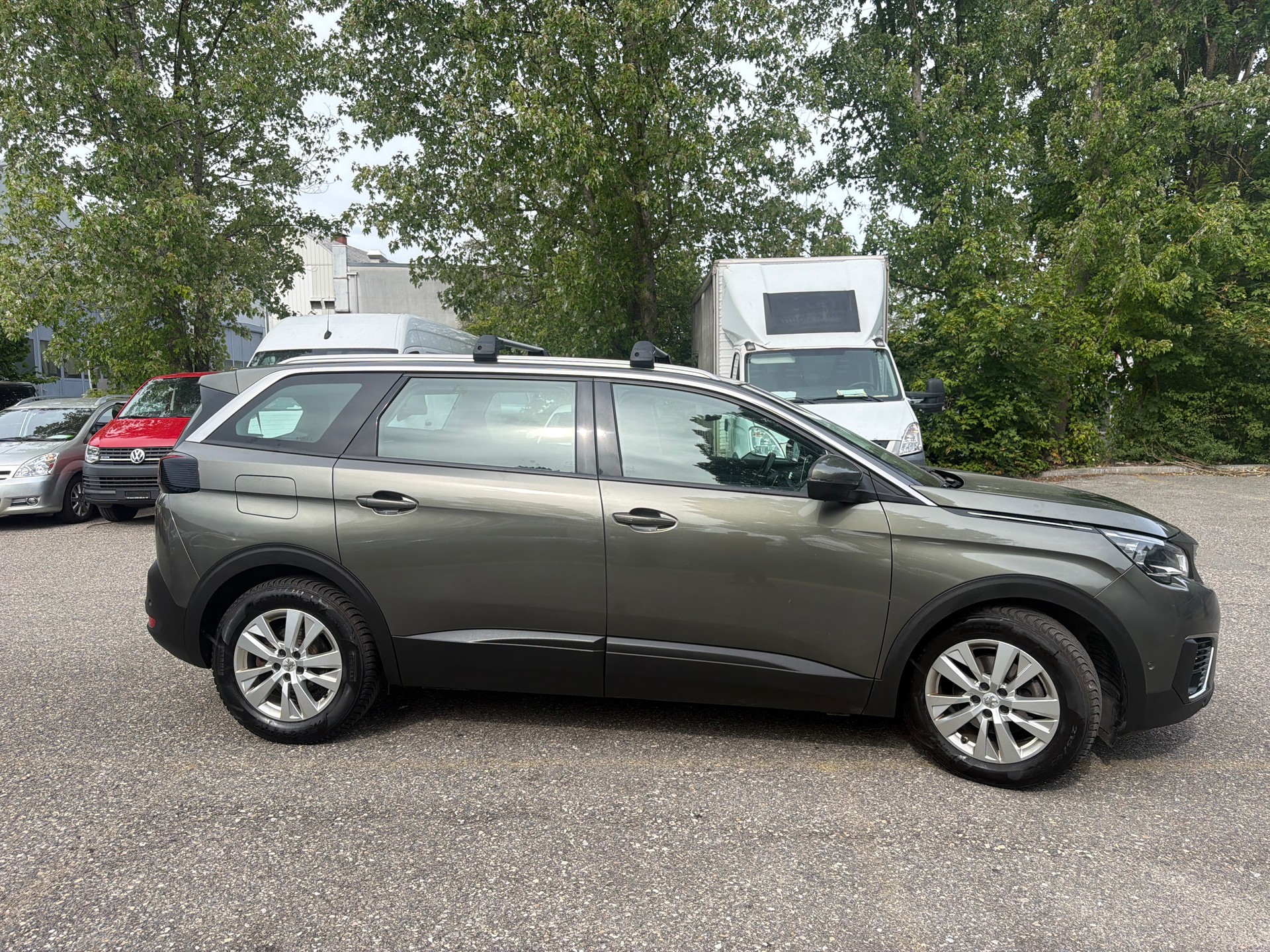 PEUGEOT 5008 1.5 BlueHDi Business Line ETA * 07x Sitze * Gr. Navi * Klima-auto * PDC V&H - RF-Kamera * Tempomat * Ab MFK 11.2024 *-image-4