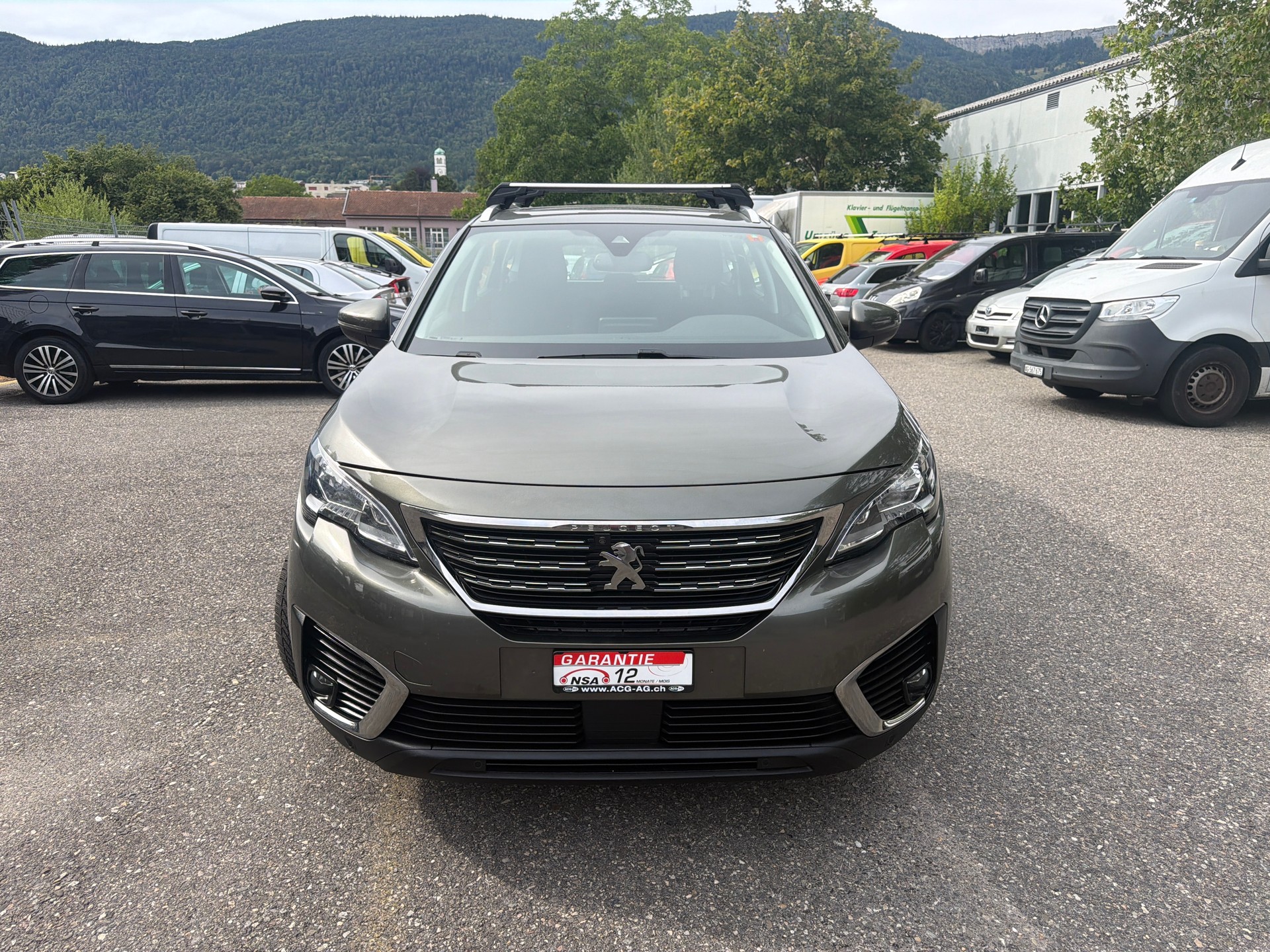 PEUGEOT 5008 1.5 BlueHDi Business Line ETA * 07x Sitze * Gr. Navi * Klima-auto * PDC V&H - RF-Kamera * Tempomat * Ab MFK 11.2024 *-image-1