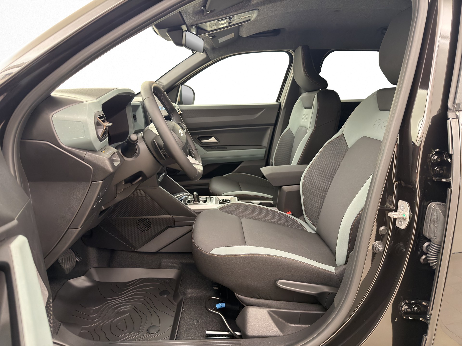 DACIA Duster 1.2 Hybrid Extreme 4WD-image-7