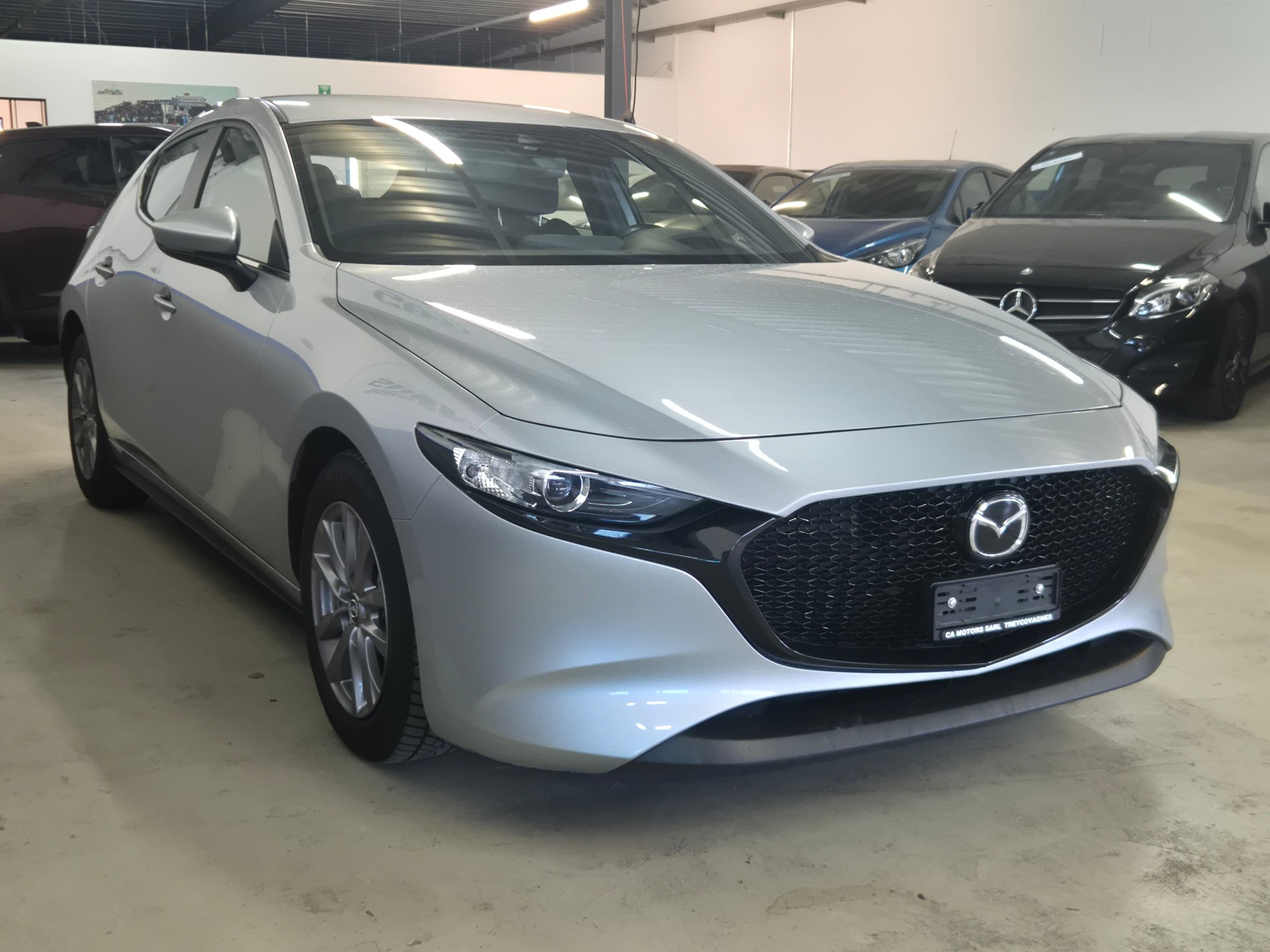 MAZDA 3 Hatchback SKYACTIV-X M Hybrid 180 Ambition-image-1