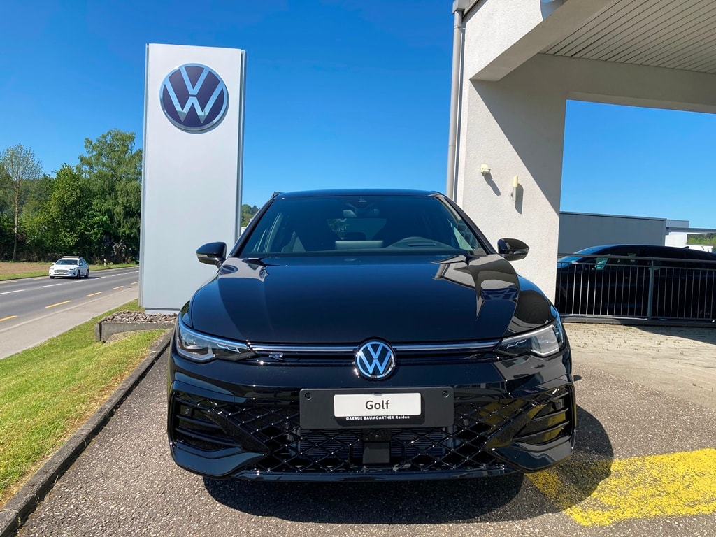 VW Golf 1.5 e TSI mHEV R-Line DSG-image-3