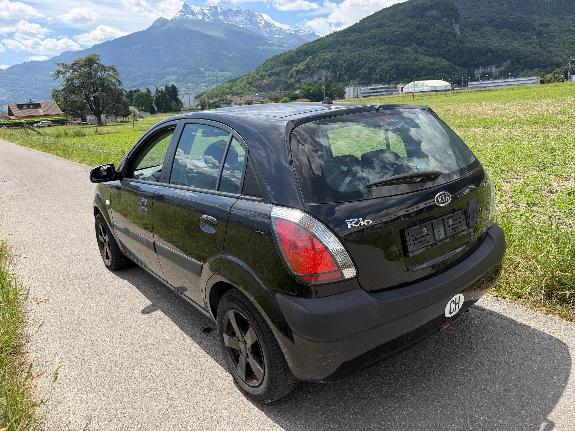 KIA Rio 1.5 CRDi Trend-image-5