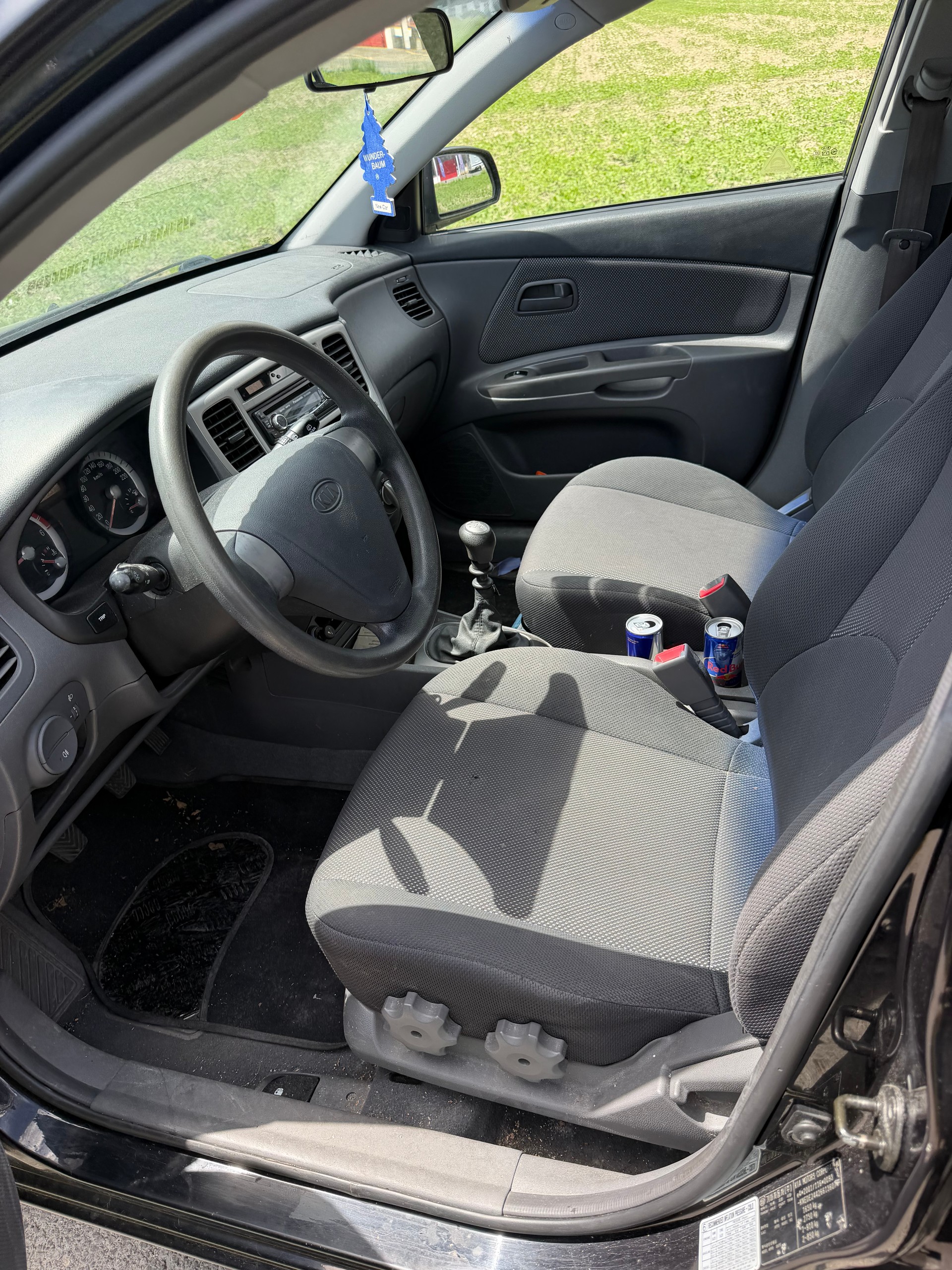 KIA Rio 1.5 CRDi Trend-image-8