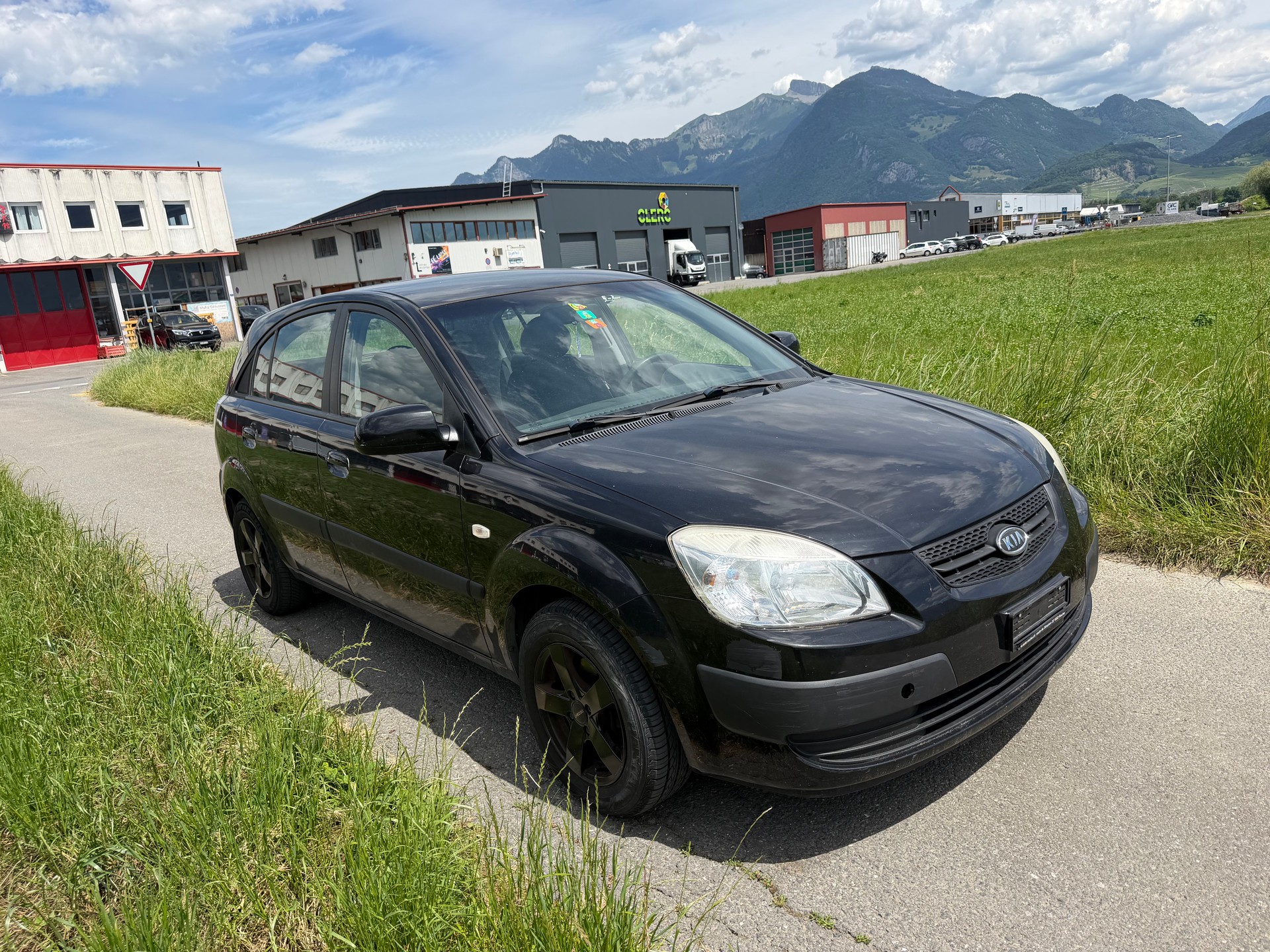 KIA Rio 1.5 CRDi Trend-image-2
