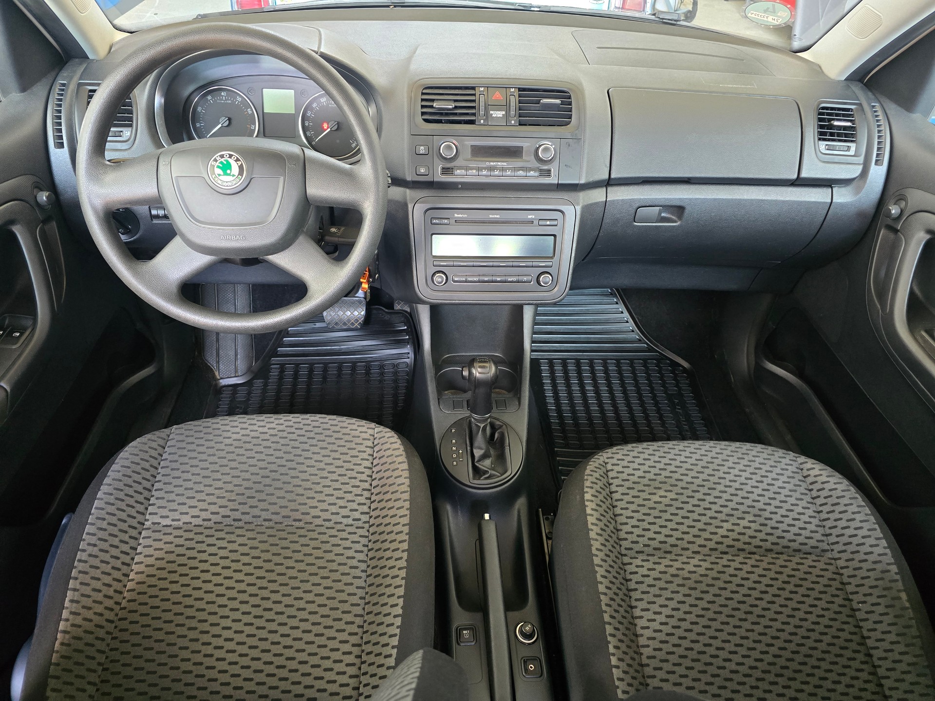 SKODA Roomster 1.2 TSI Ambition DSG-image-10