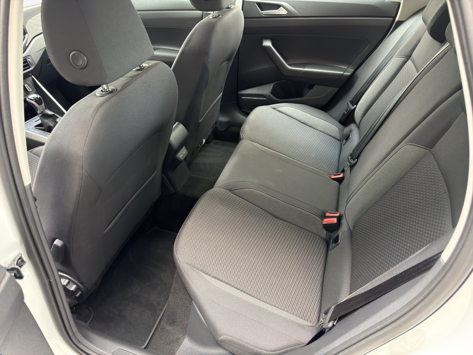 VW Taigo 1.0 TSI Life-image-11