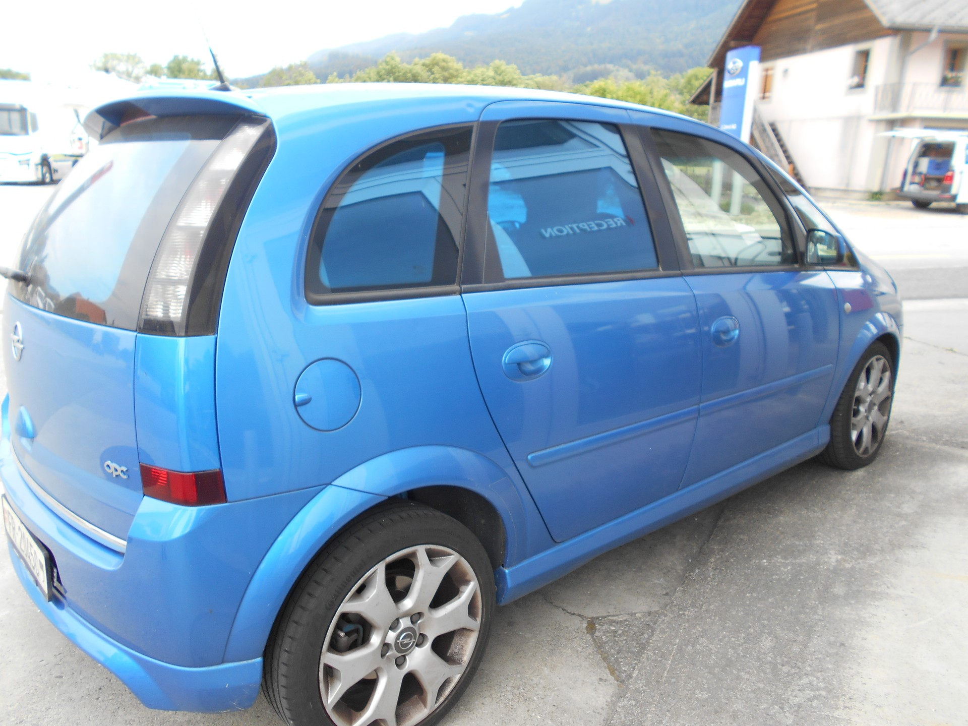 OPEL Meriva 1.6i 16V Turbo OPC-image-2