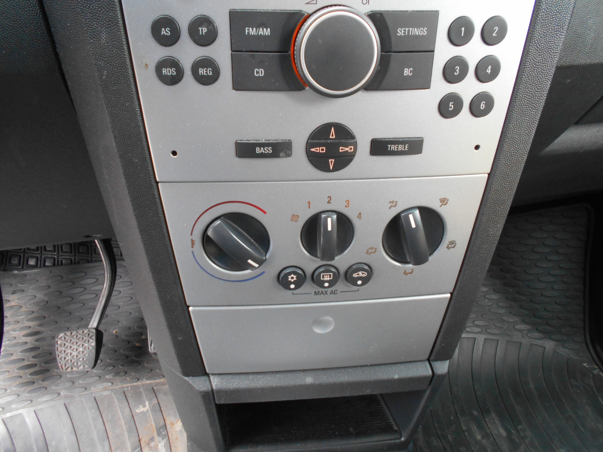 OPEL Meriva 1.6i 16V Turbo OPC-image-5