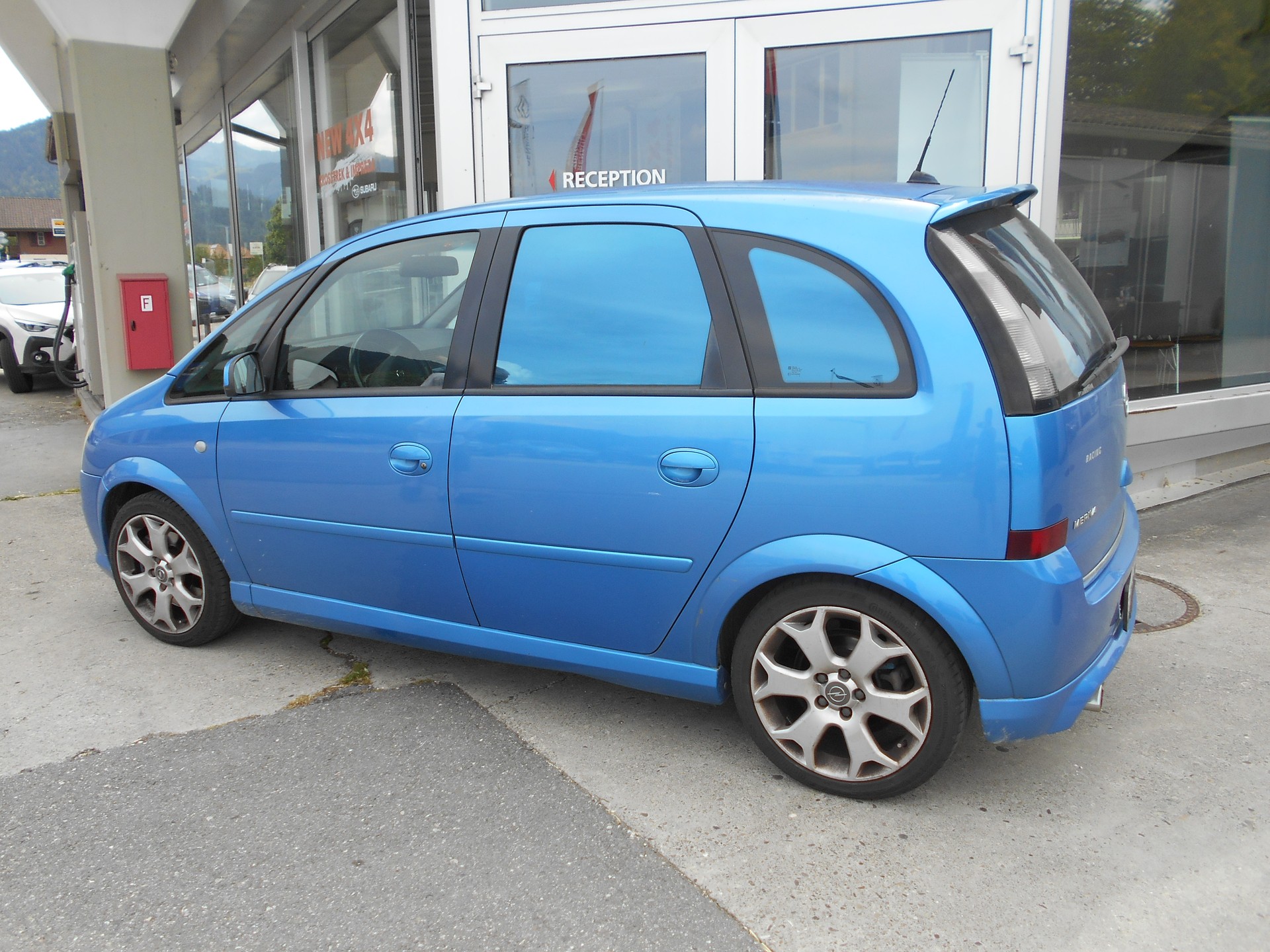 OPEL Meriva 1.6i 16V Turbo OPC-image-1