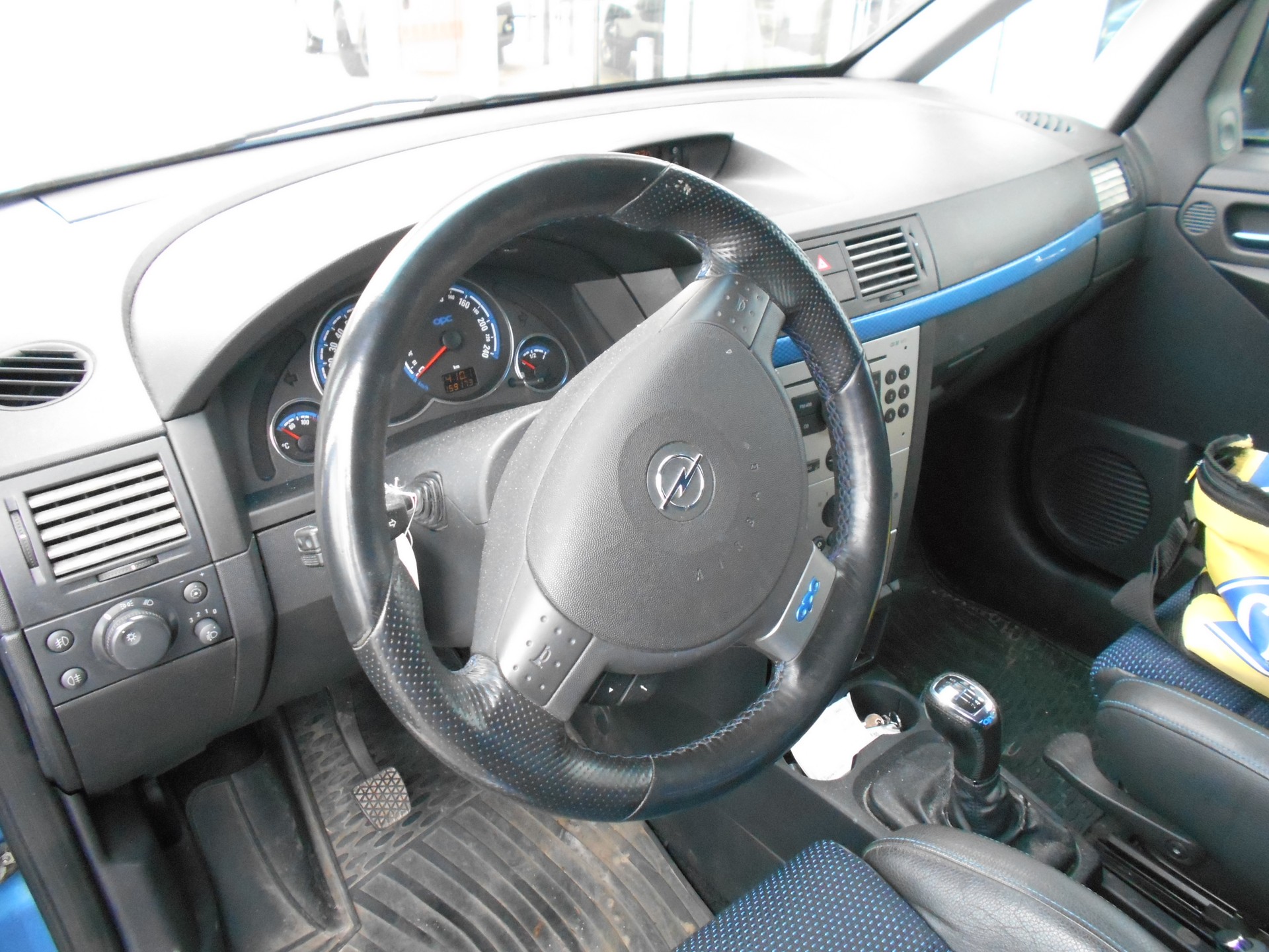 OPEL Meriva 1.6i 16V Turbo OPC-image-3