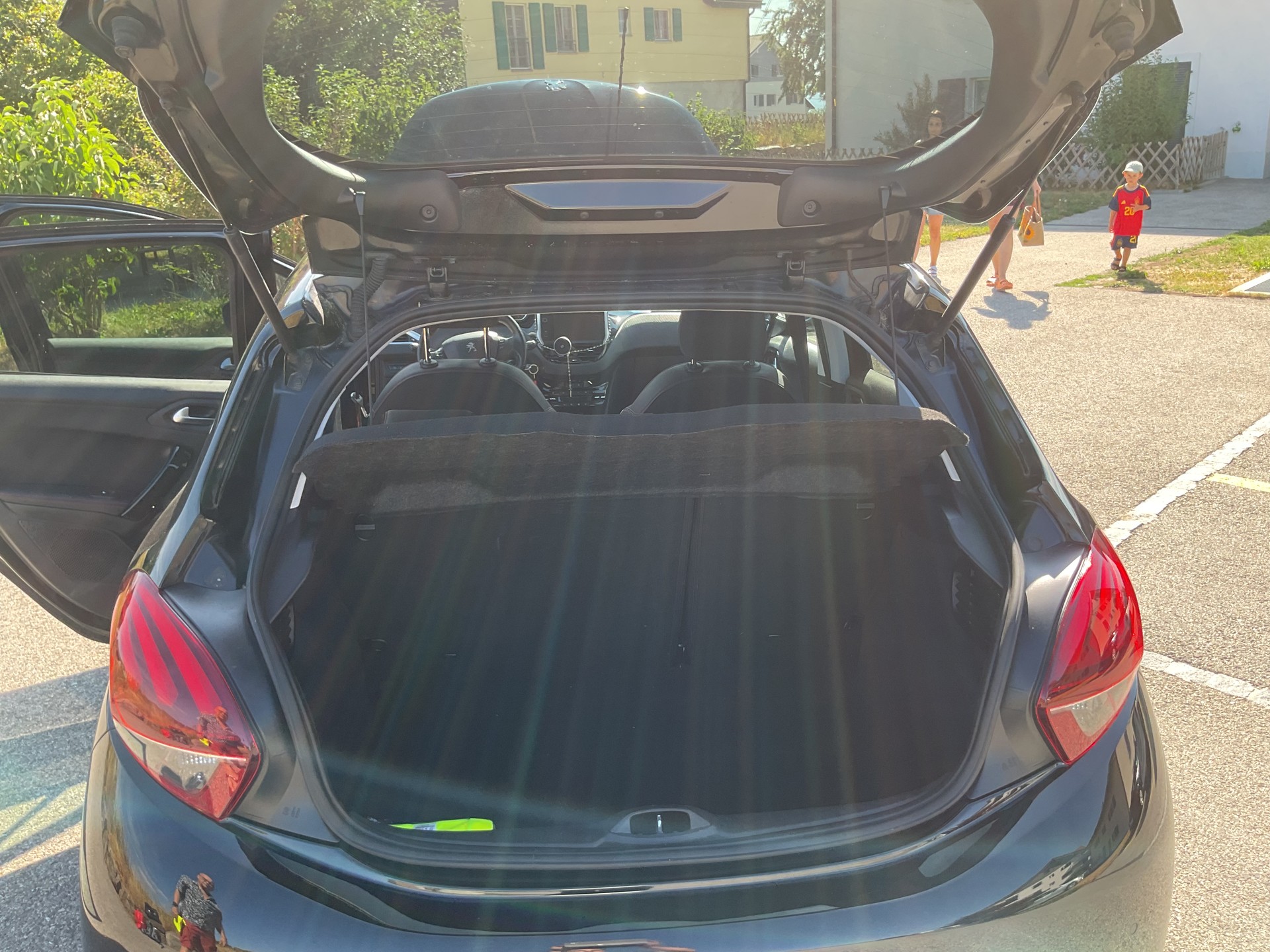 PEUGEOT 1.2 PureTech GT Line S/S-image-6