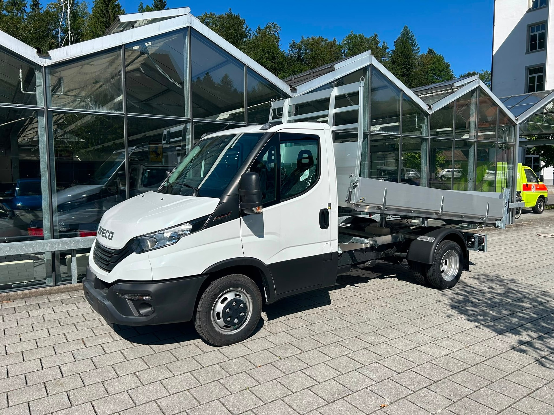 IVECO 35 C 16 H 3.0 A8 Kipper-image-1