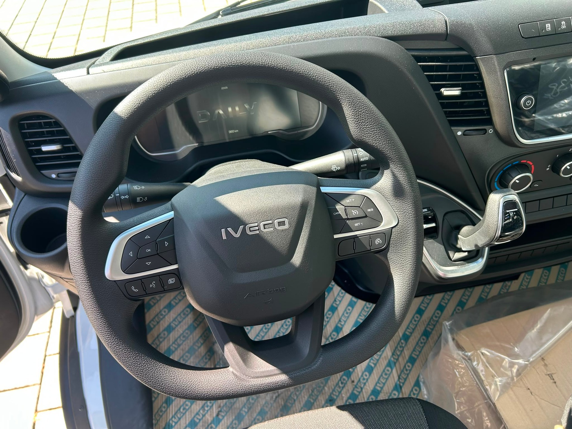 IVECO 35 C 16 H 3.0 A8 Kipper-image-8