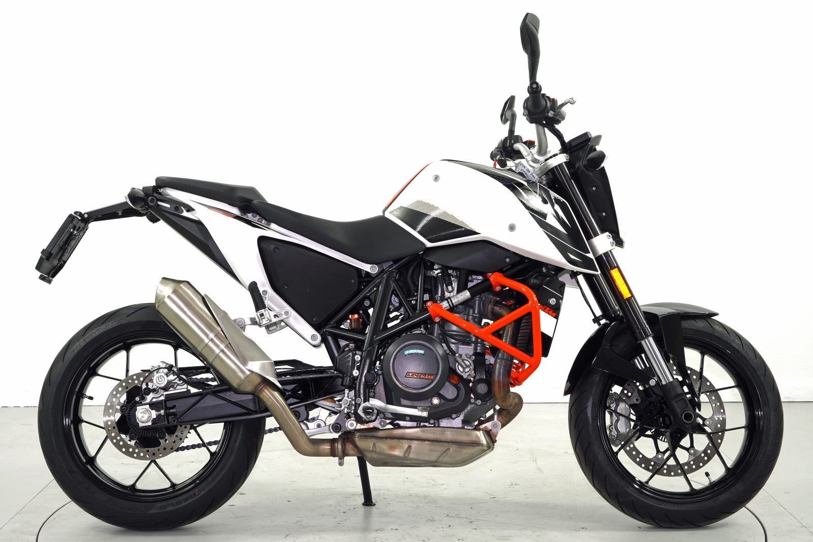 KTM 690 Duke ABS-showroom-element-3