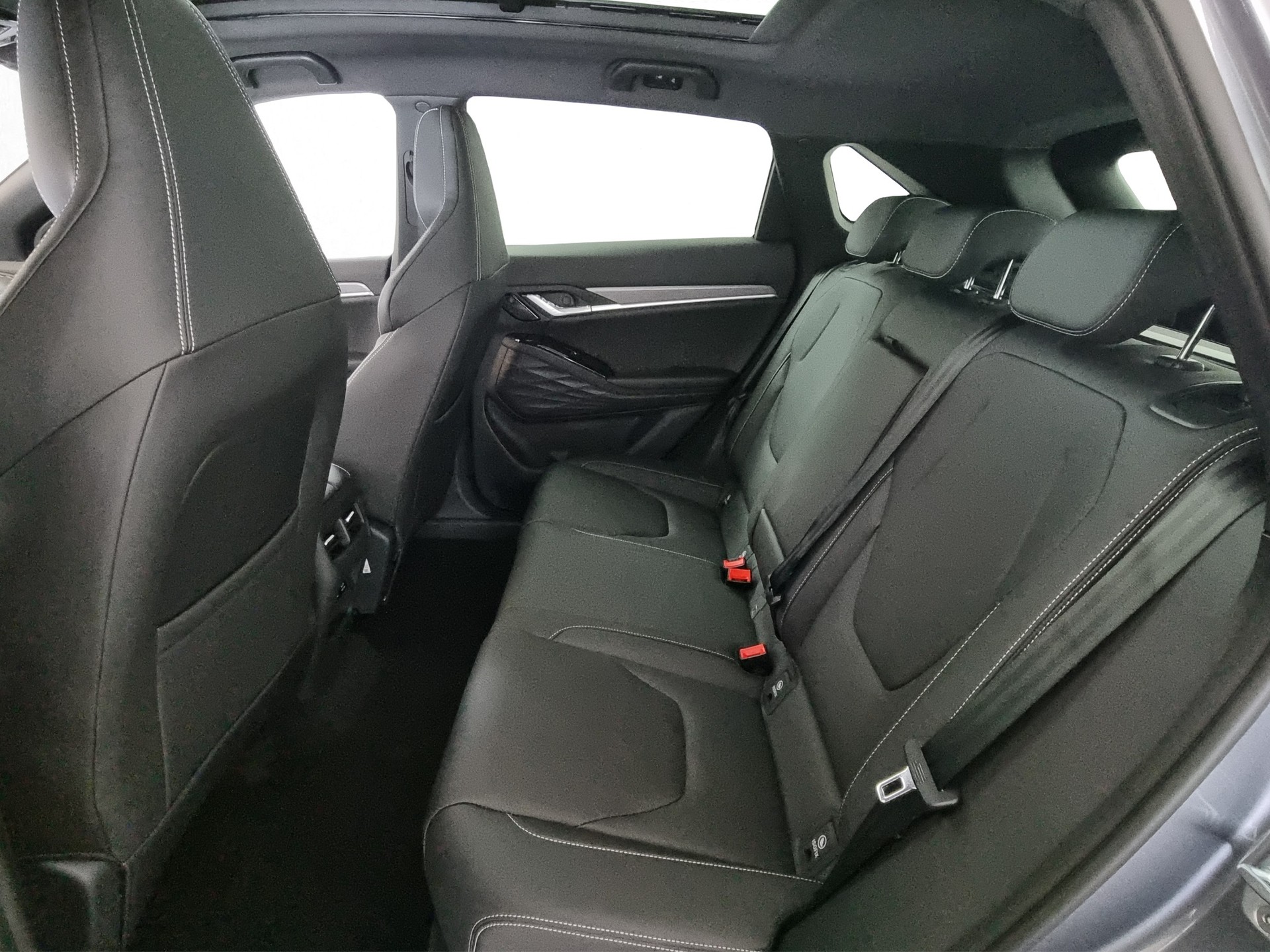 JAC JS6 PHEV-image-6