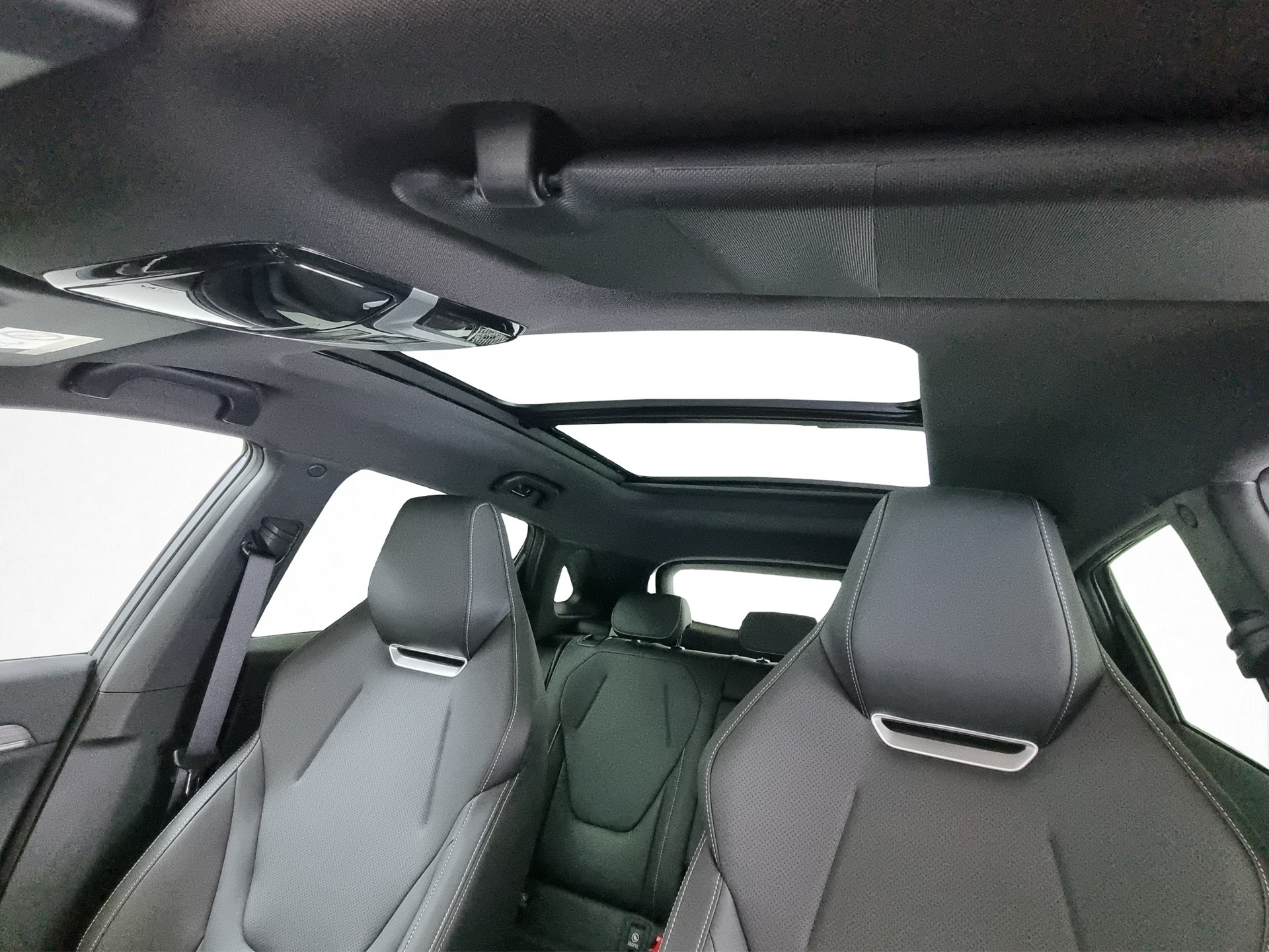 JAC JS6 PHEV-image-12