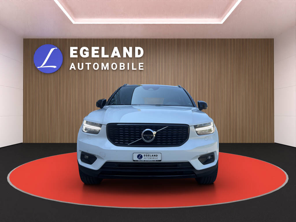 VOLVO XC40 2.0 T5 R-Design AWD-image-2