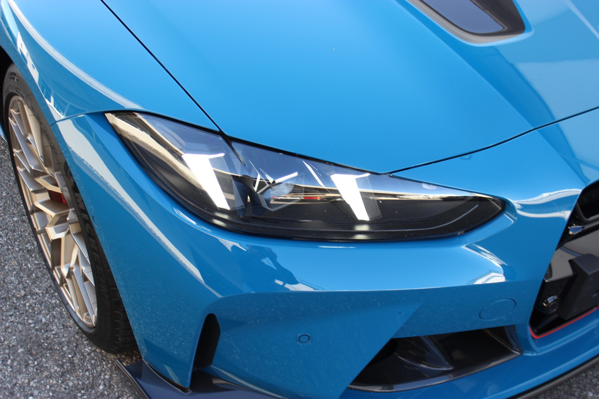 BMW M3 CS Touring Individual *LAGUNA SECA BLAU*-image-7