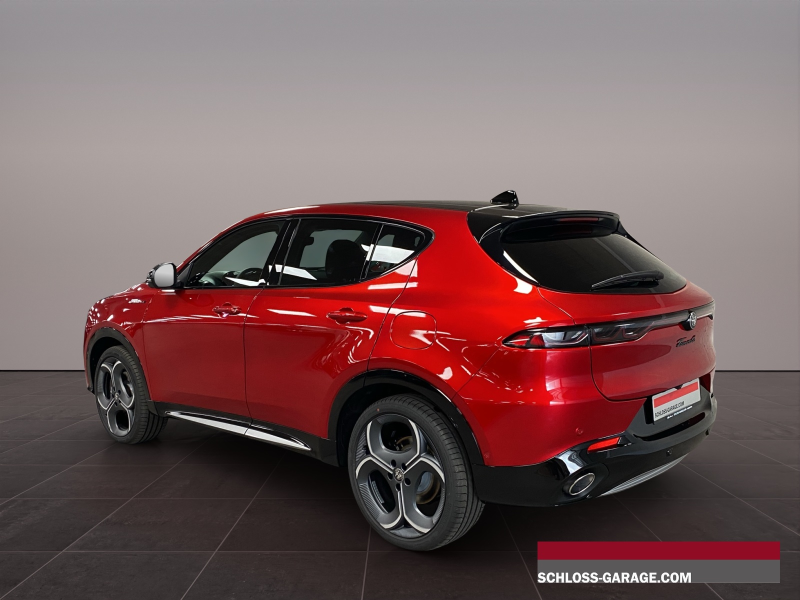 ALFA ROMEO TONALE 1.3 PHEV Sport Spec-showroom-element-3