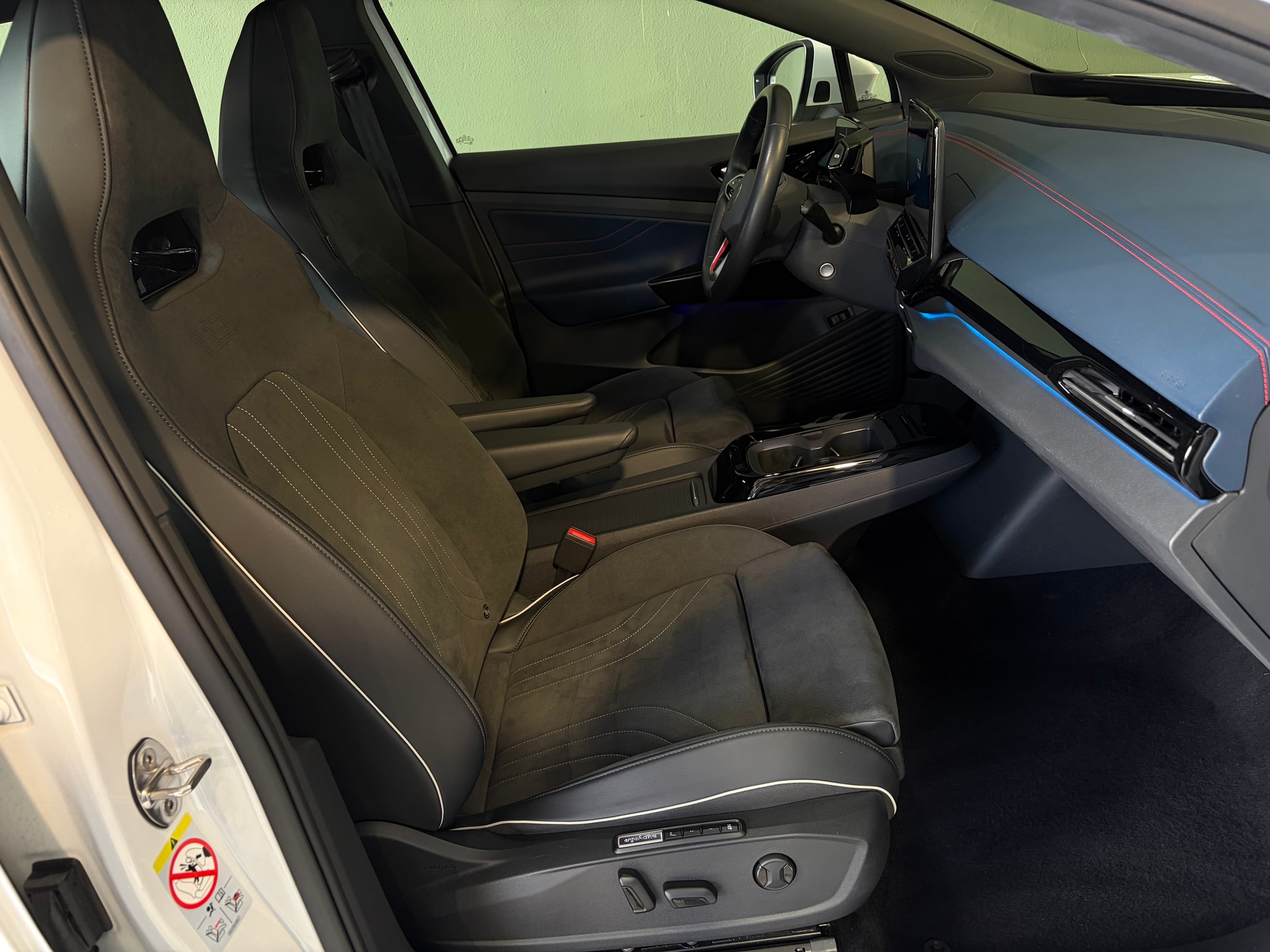 VW ID.4 GTX 77 kWh 4Motion *CH-Fahrzeug*-image-24