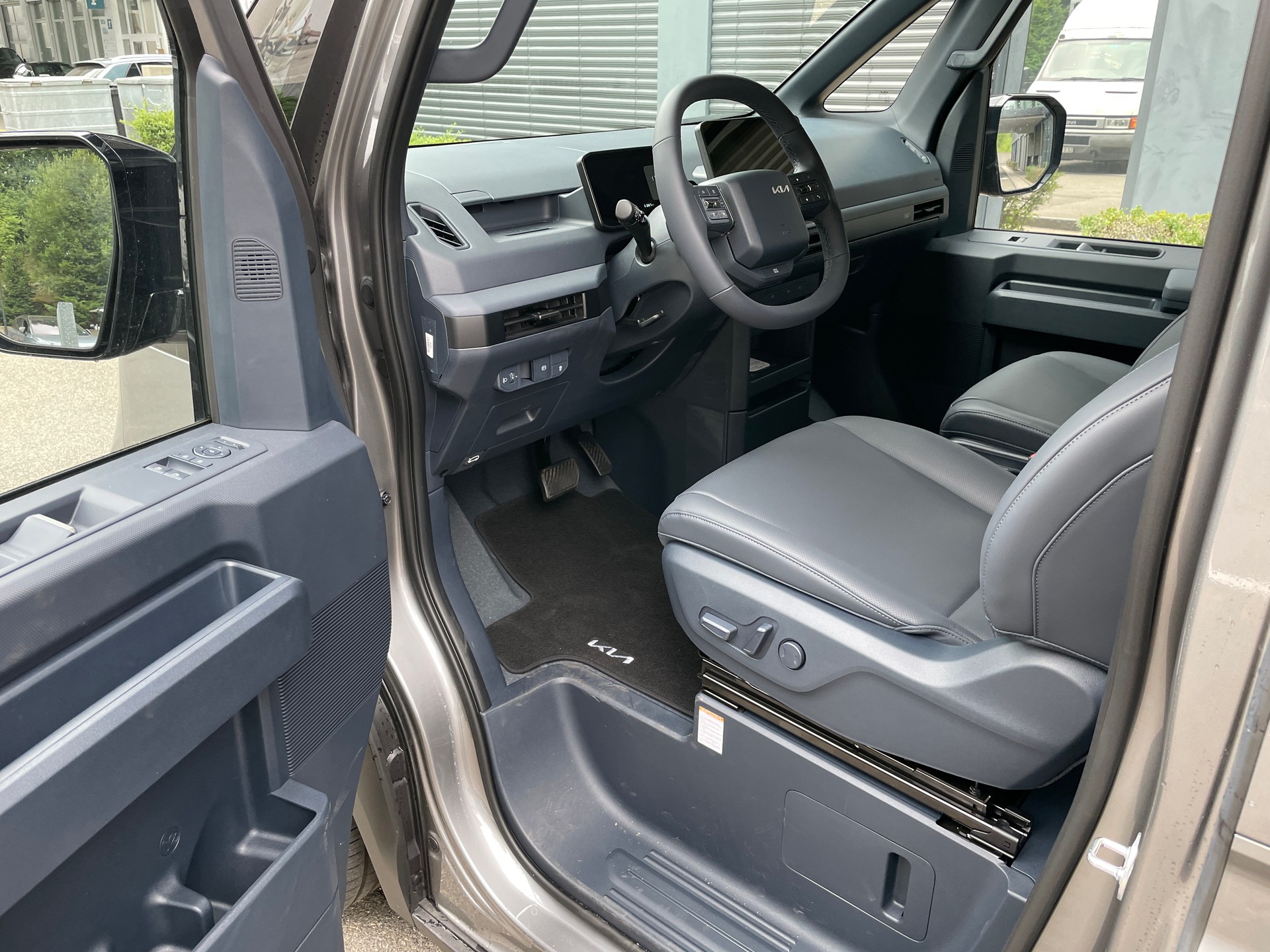 KIA PV5 71.2 kWh Elite-image-14