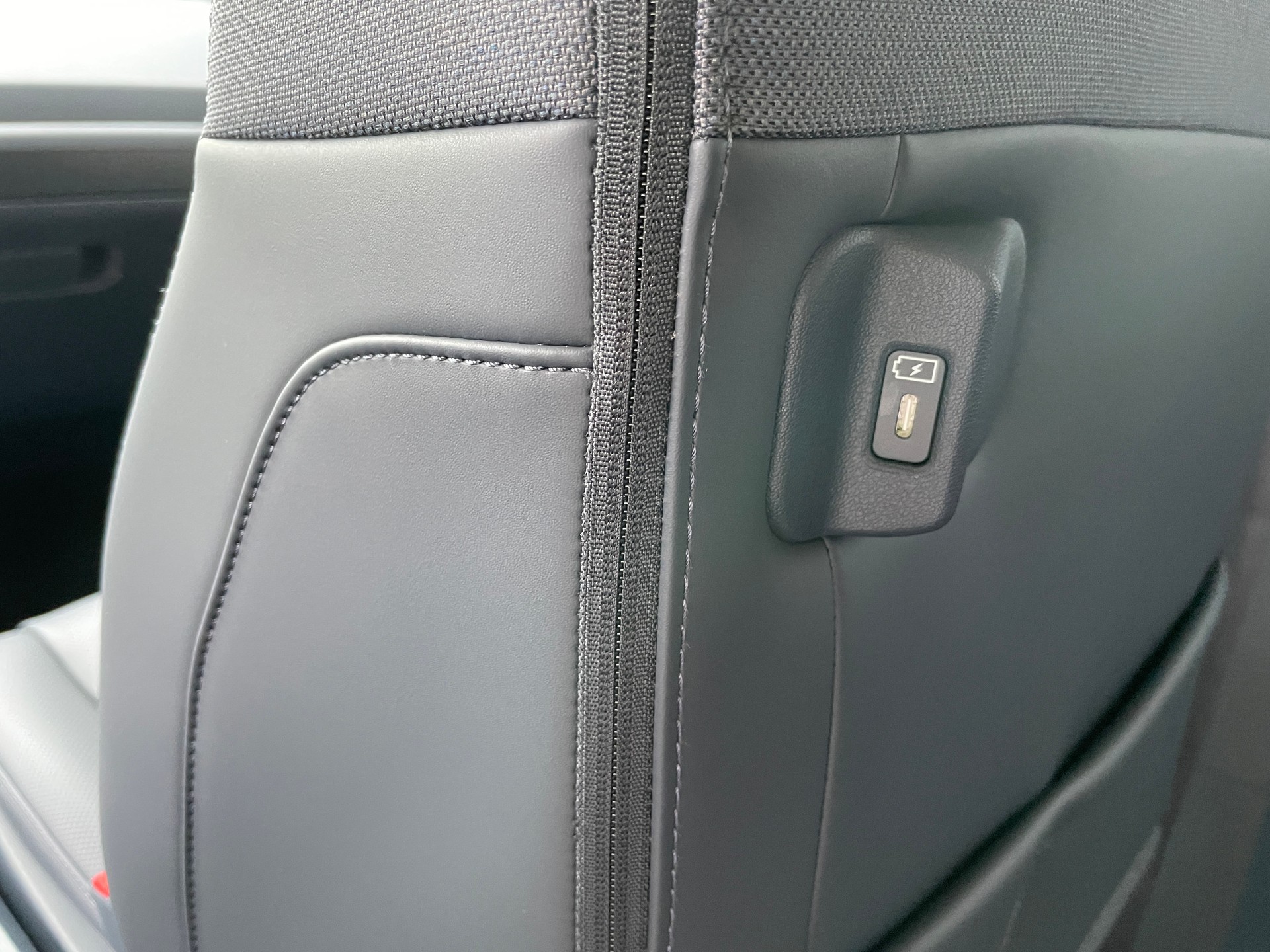 KIA PV5 71.2 kWh Elite-image-21