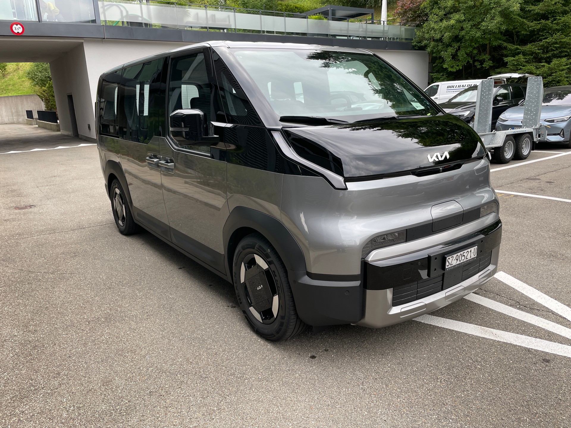 KIA PV5 71.2 kWh Elite-image-11