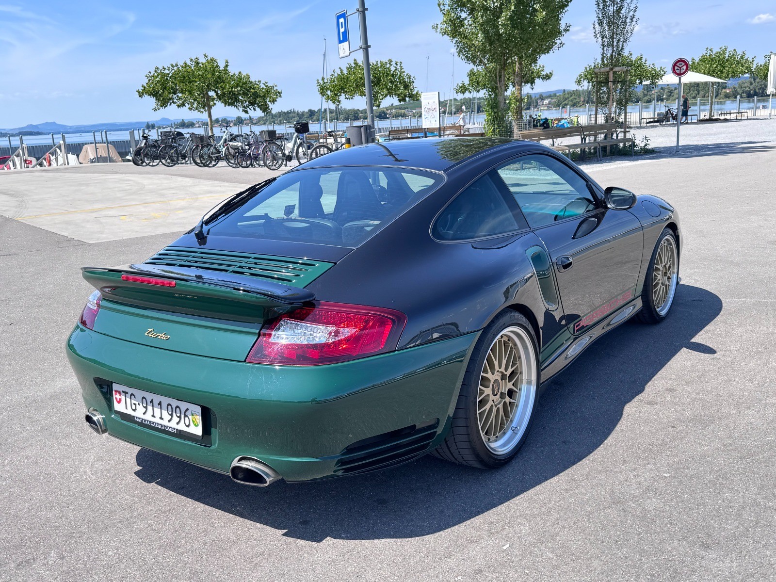 PORSCHE 911 Turbo-image-3