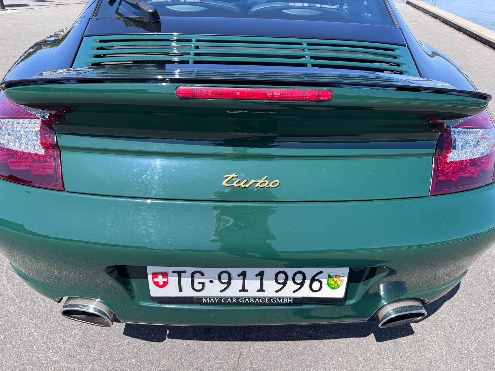 PORSCHE 911 Turbo-image-9