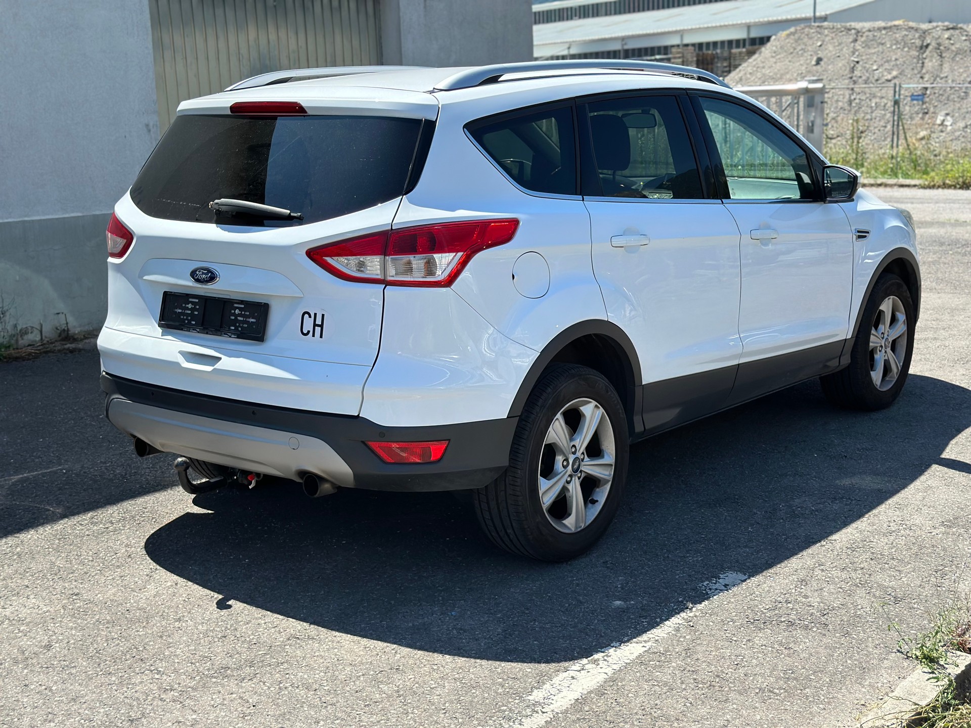 FORD Kuga 1.5 SCTi Titanium 4WD Automatic-image-1