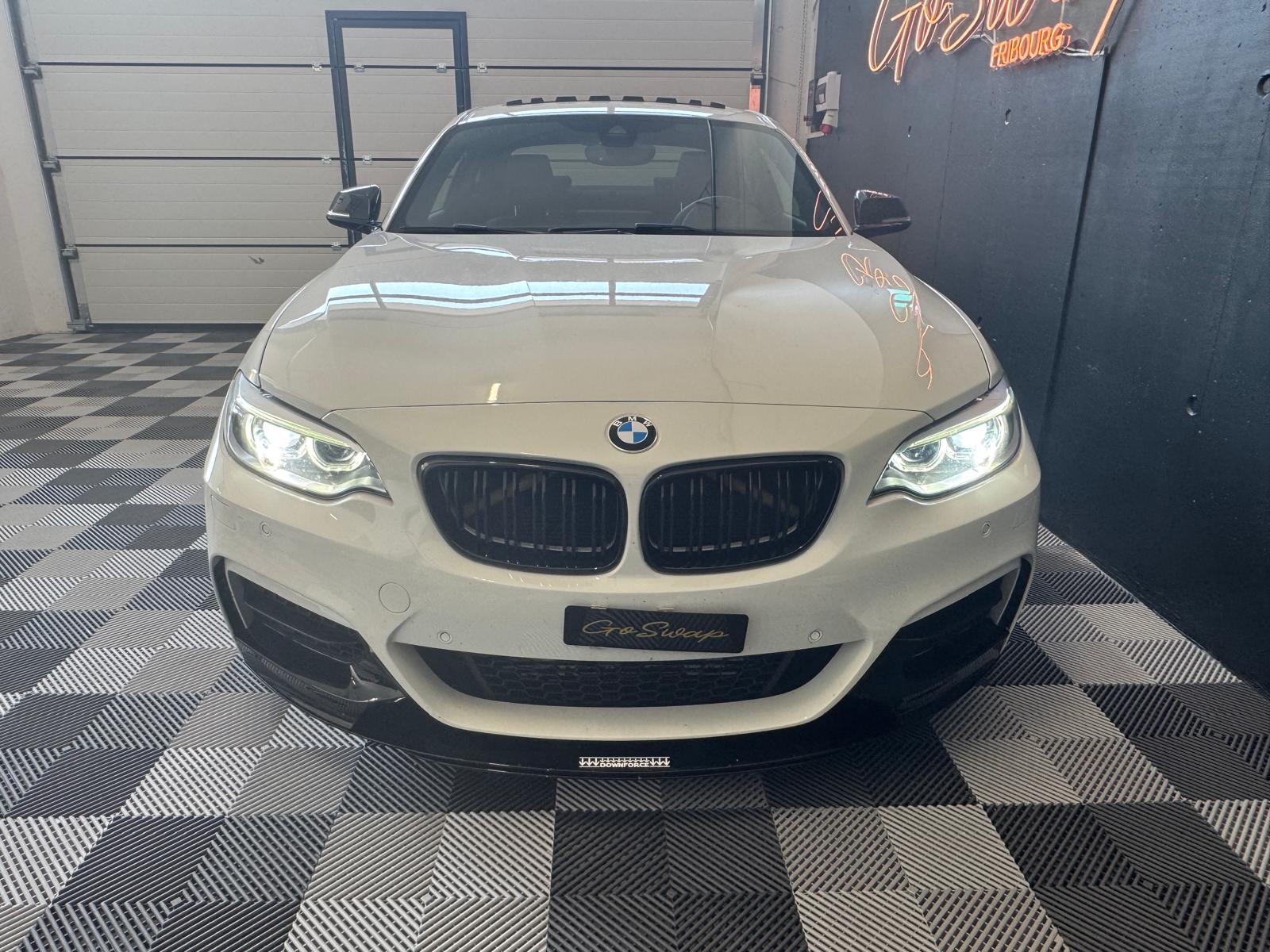 BMW M235i xDrive Steptronic-image-8